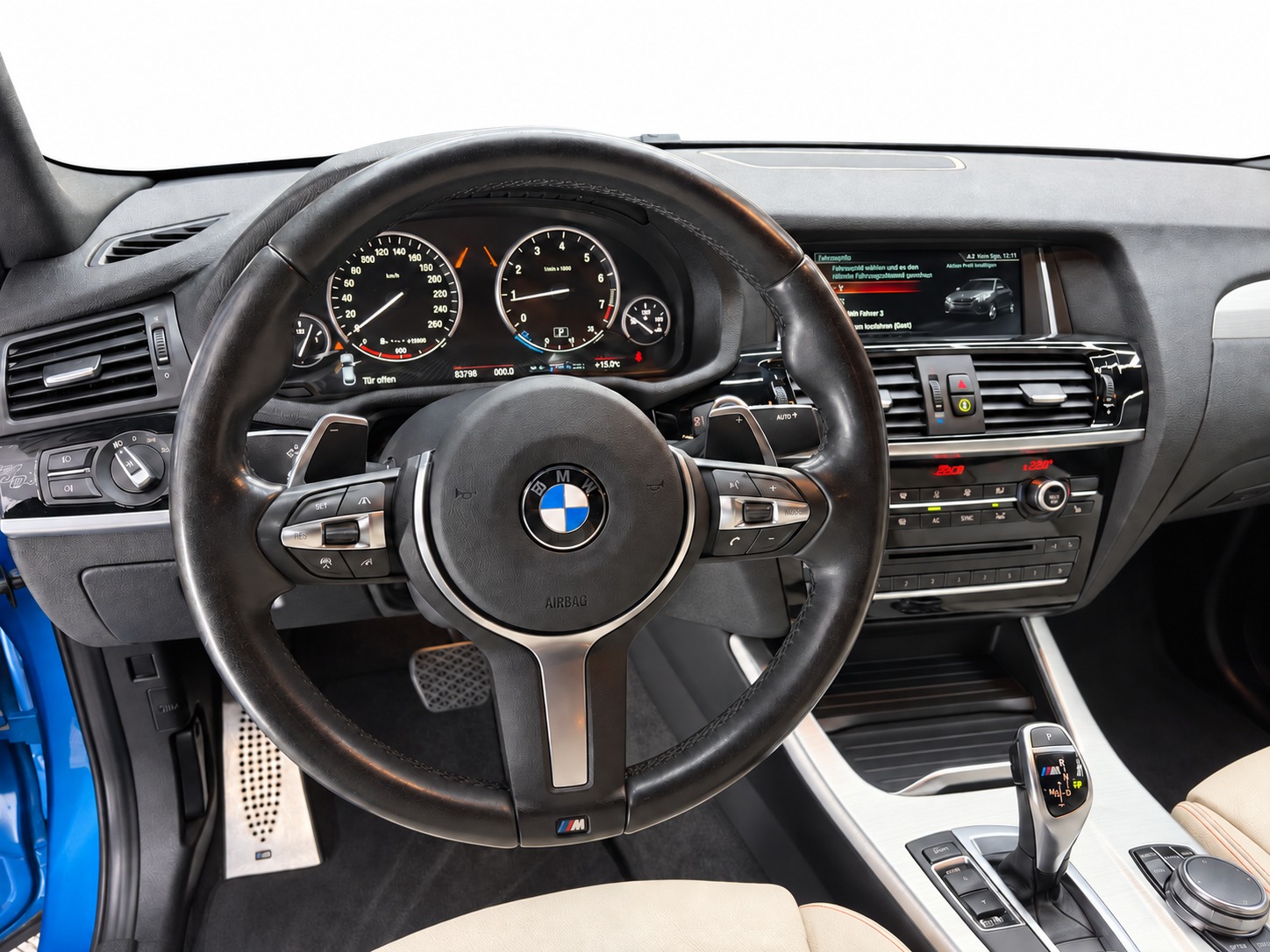 BMW X4 M40i x Drive Steptronic-image-14