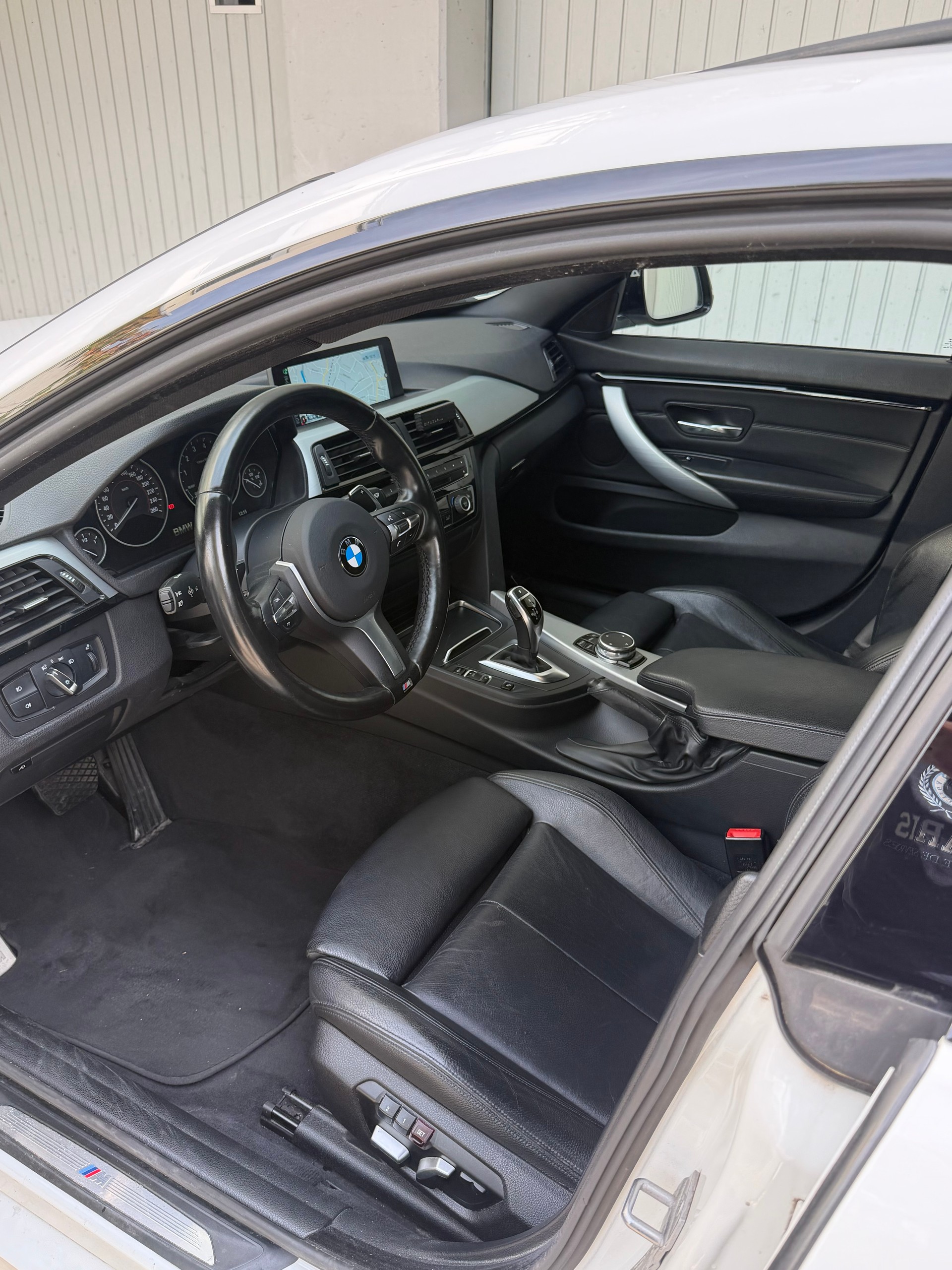 BMW 435i xDrive-image-5