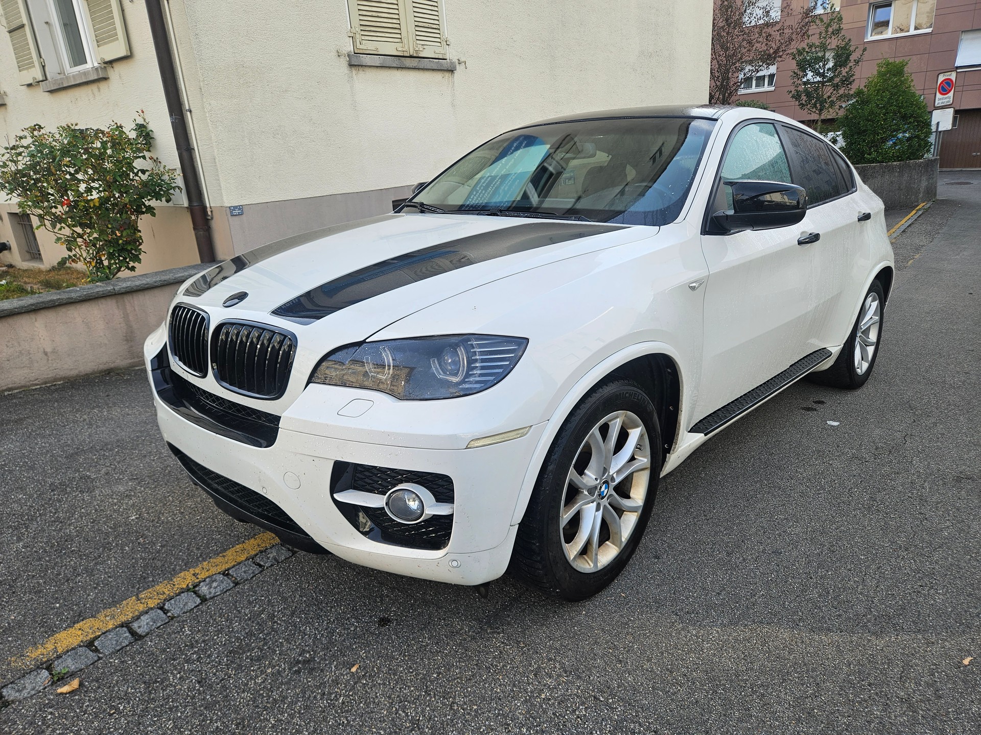 BMW X6 xDrive 35i Steptronic-image-1
