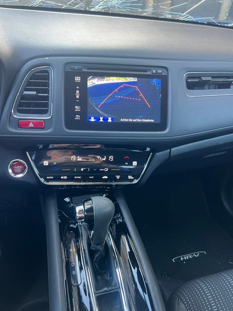 HONDA HR-V 1.5i-VTEC Executive CVT-image-2