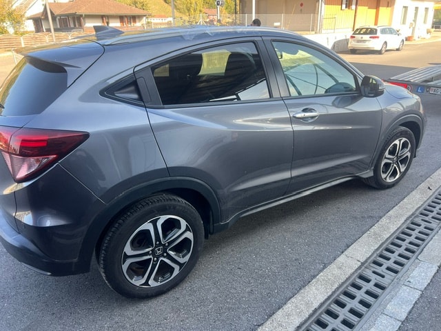 HONDA HR-V 1.5i-VTEC Executive CVT-image-13