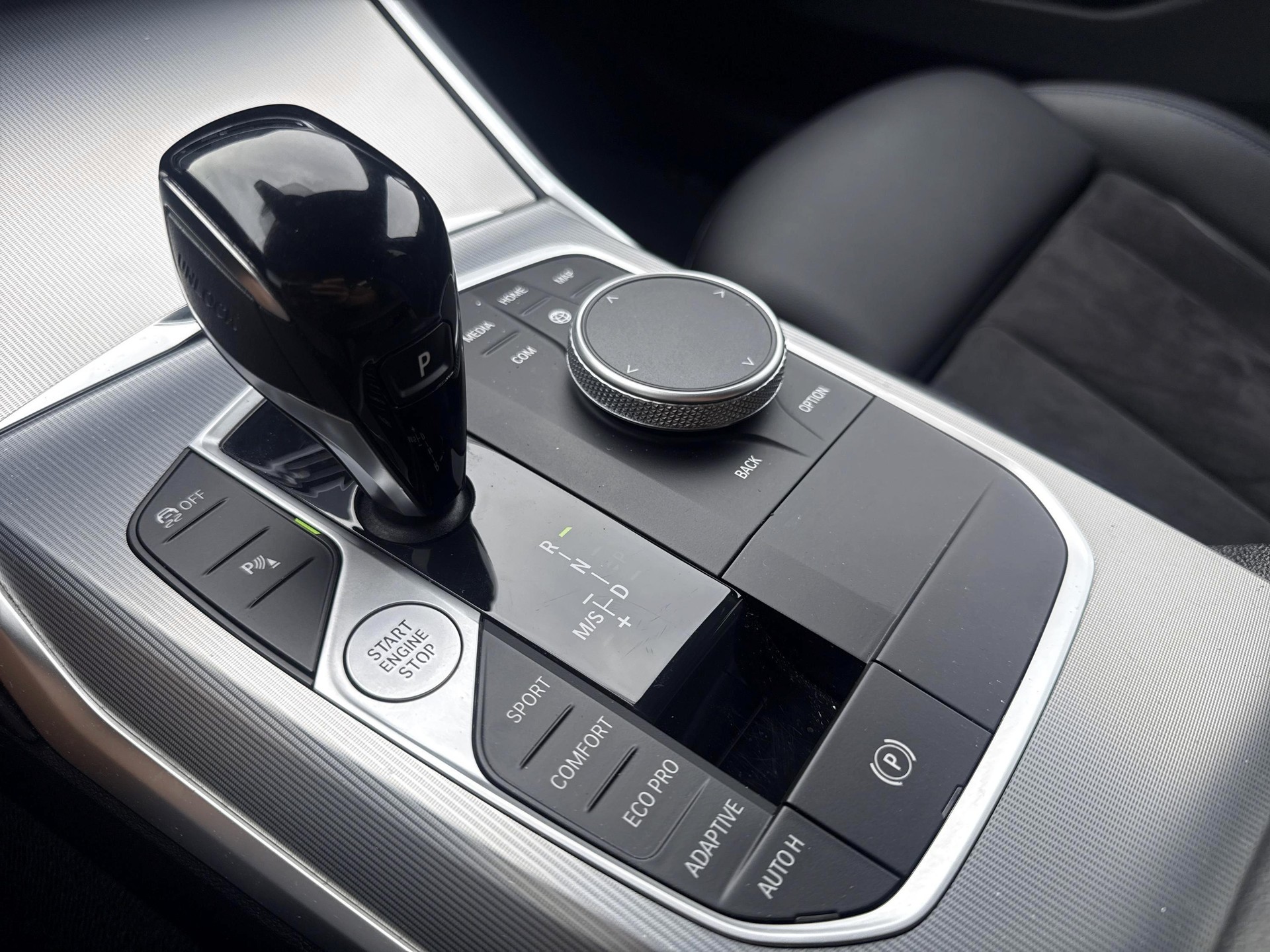 BMW 320d xDrive M Sport-image-10