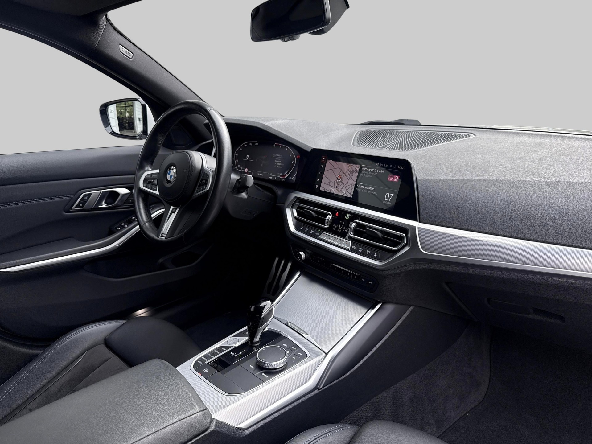 BMW 320d xDrive M Sport-image-7