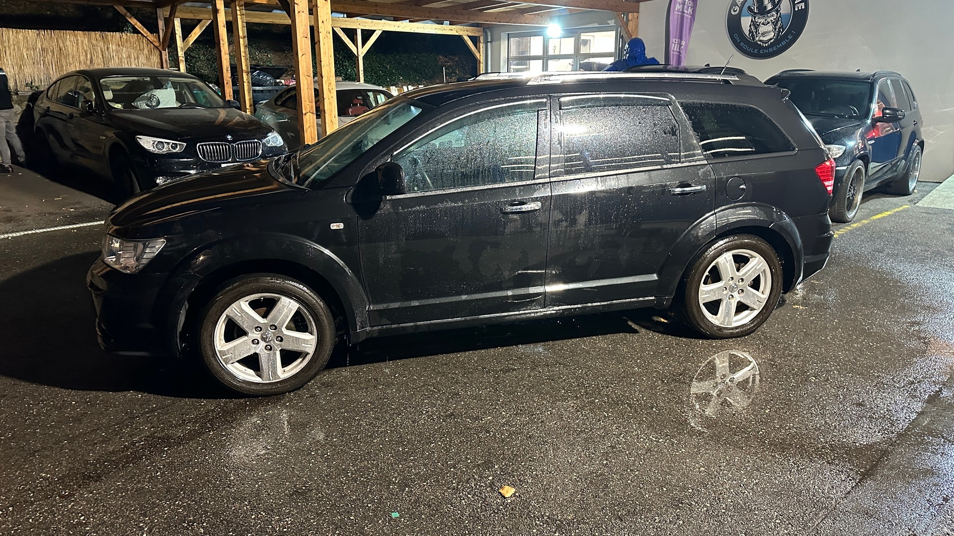 DODGE Journey 2.0 CRD SXT Automatic-image-0