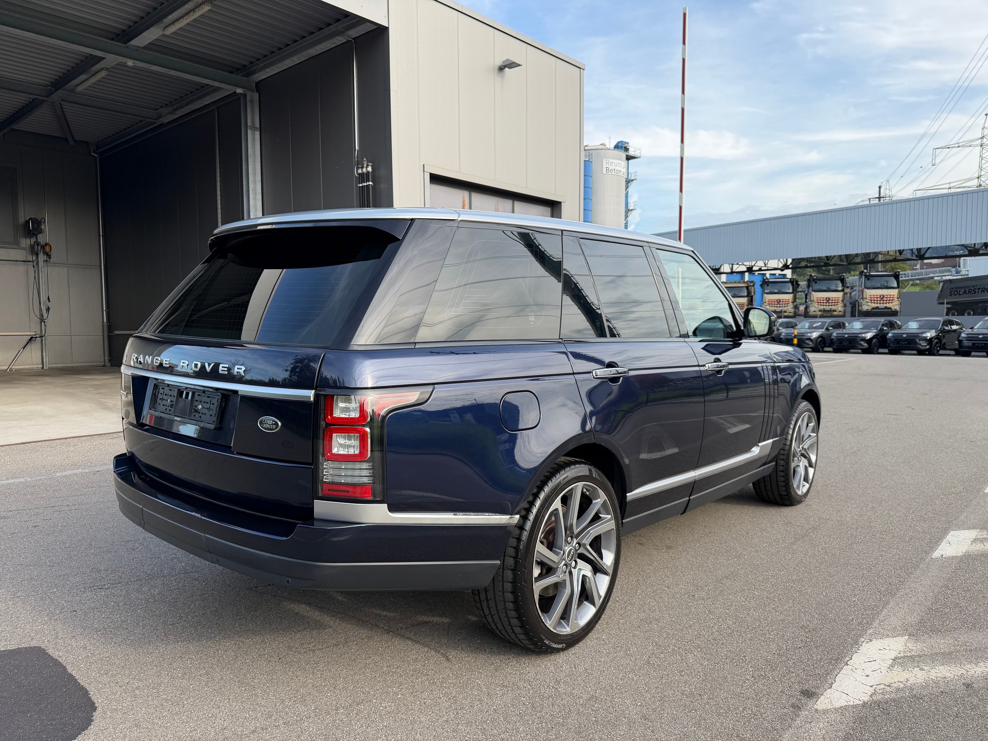 LAND ROVER Range Rover 4.4 SDV8 Autobiography Automatic-image-3