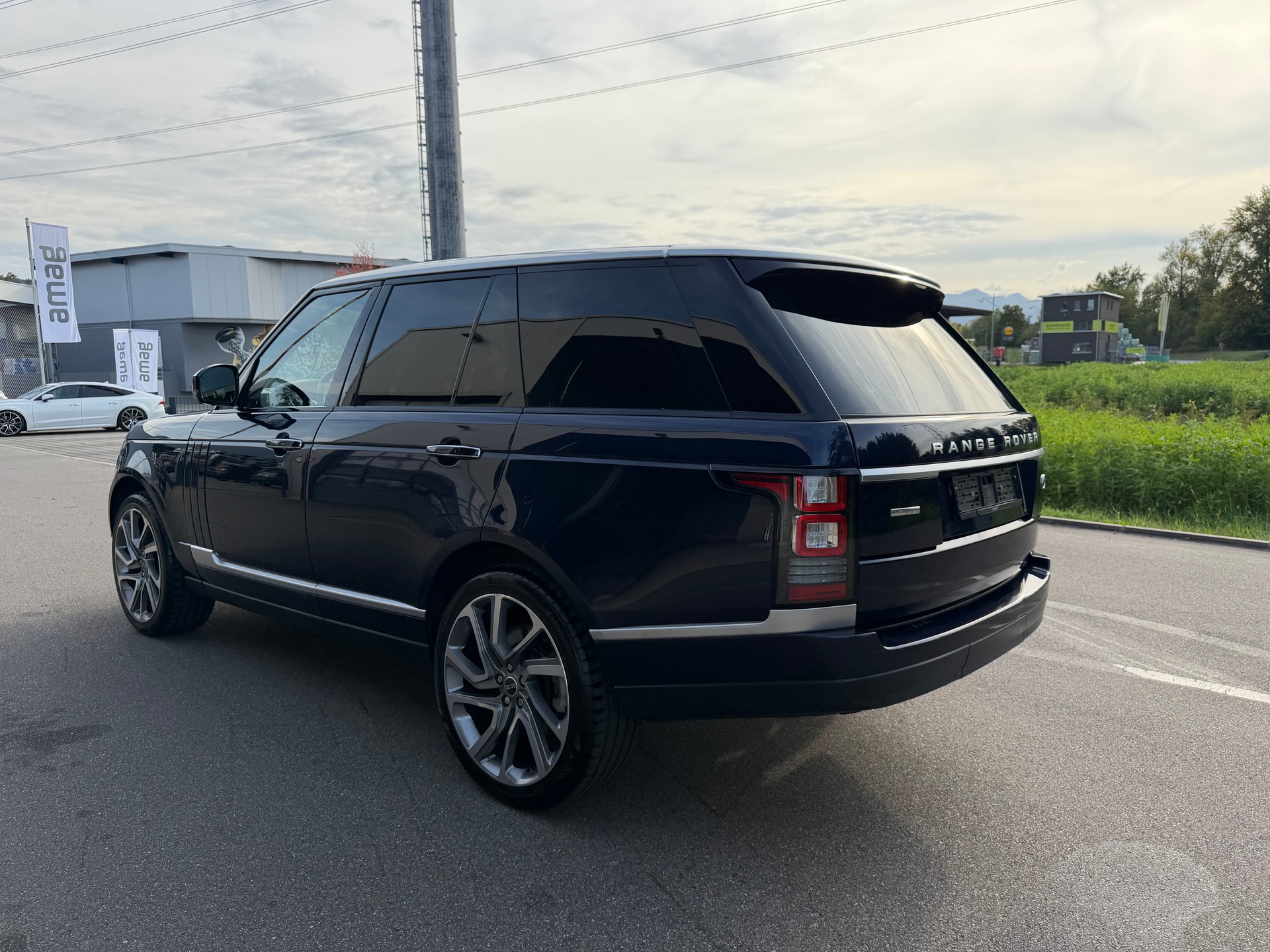 LAND ROVER Range Rover 4.4 SDV8 Autobiography Automatic-image-2