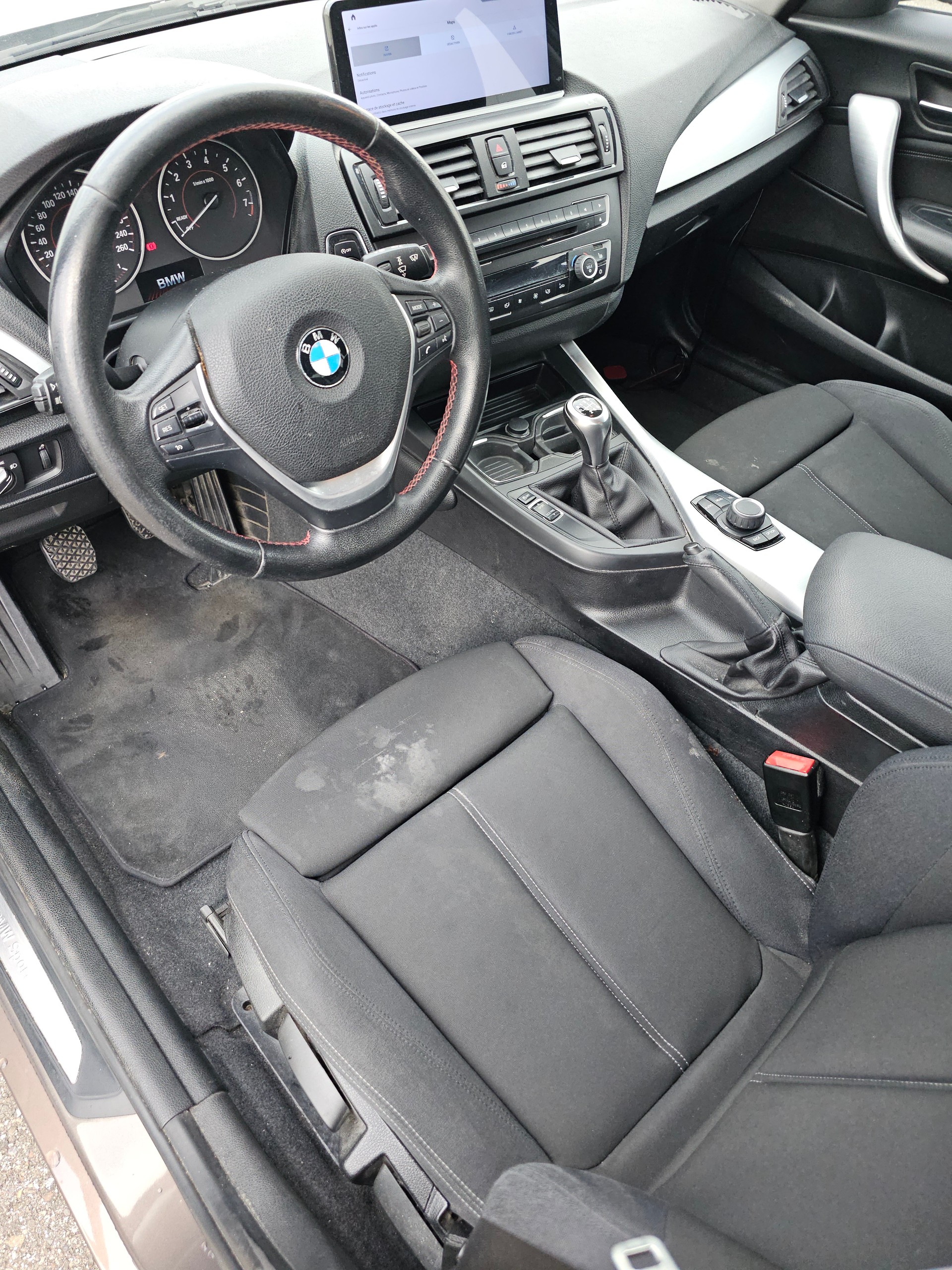 BMW 116i Sport Line-image-11