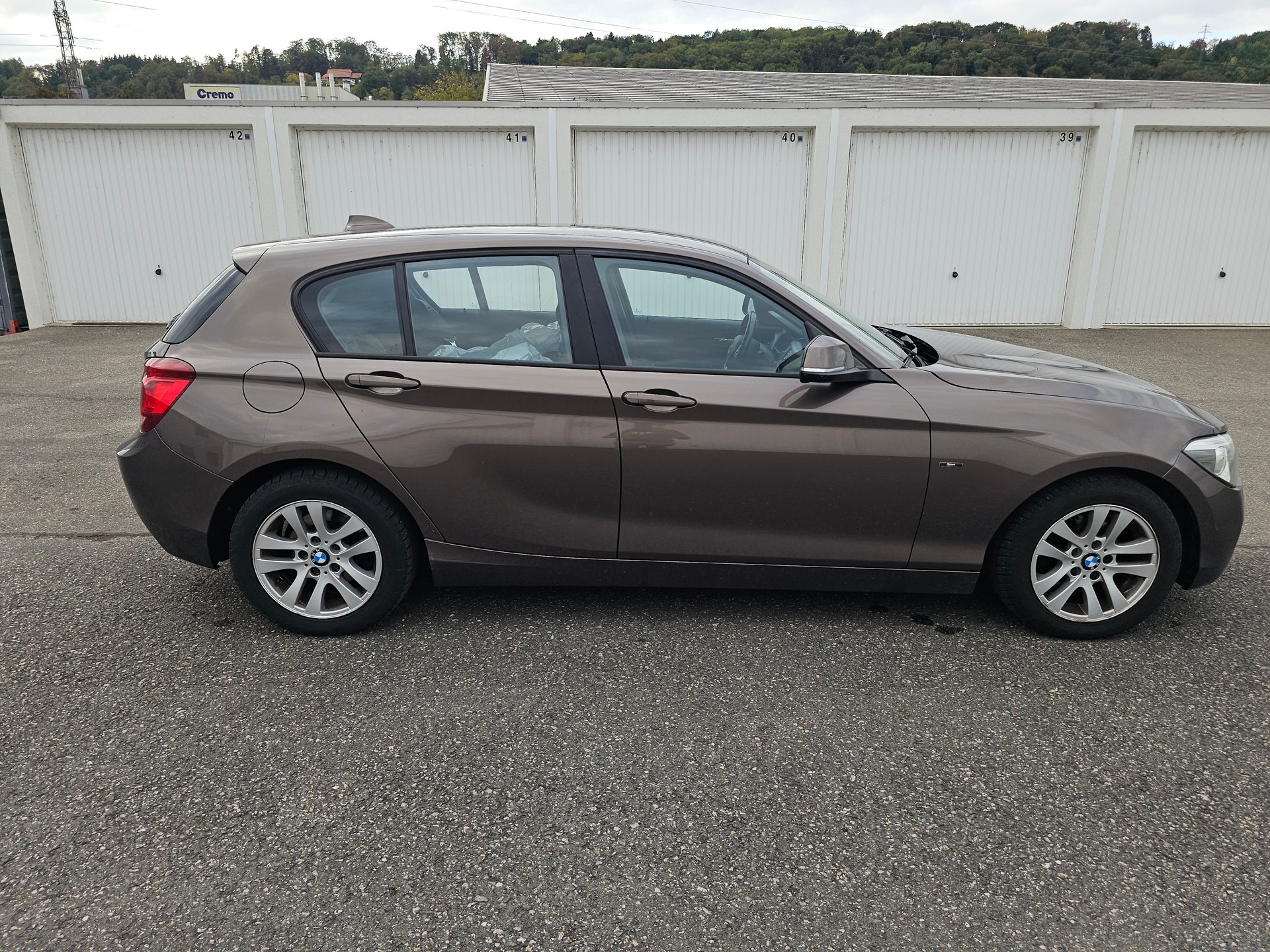 BMW 116i Sport Line-image-7
