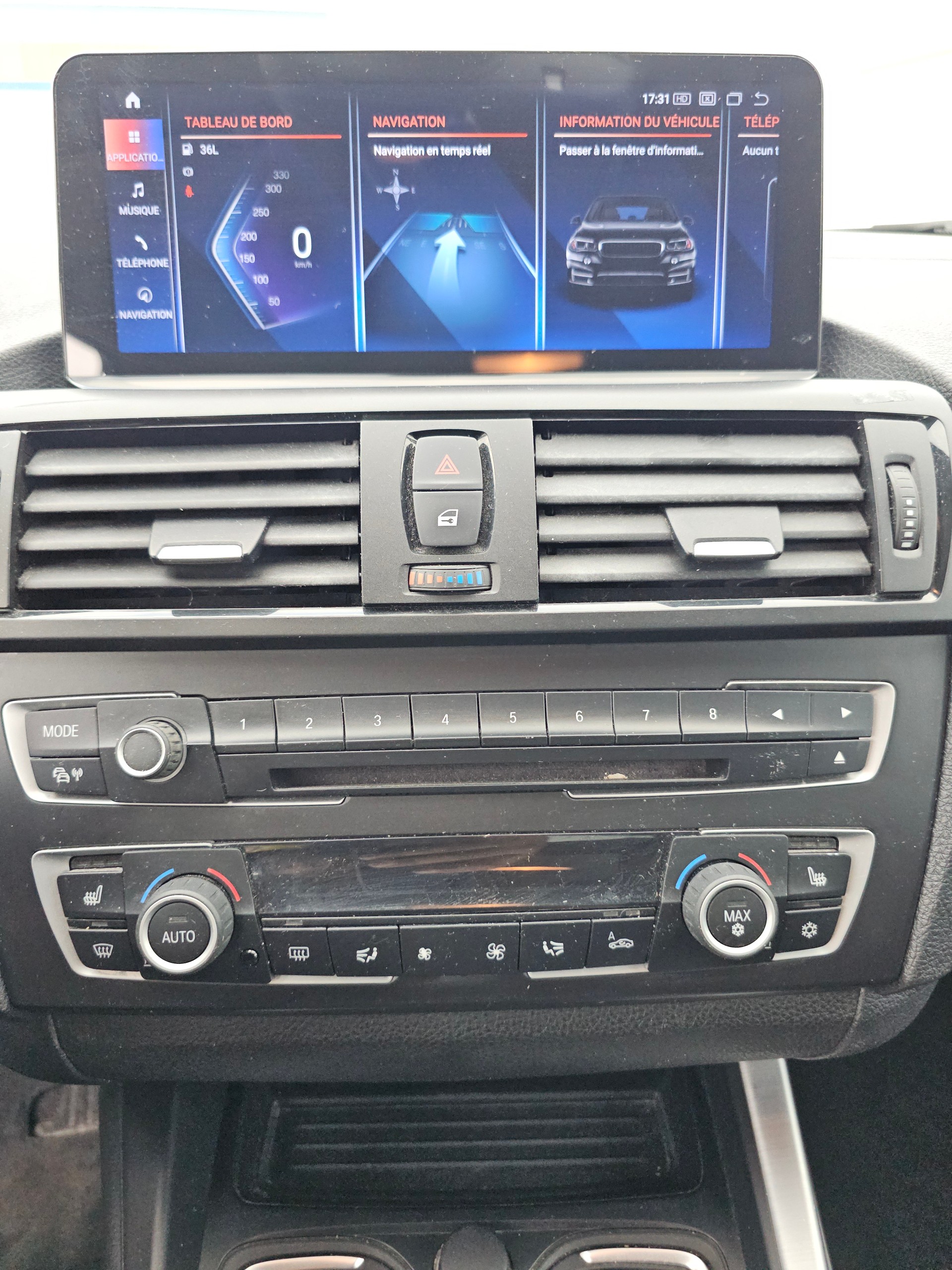 BMW 116i Sport Line-image-13