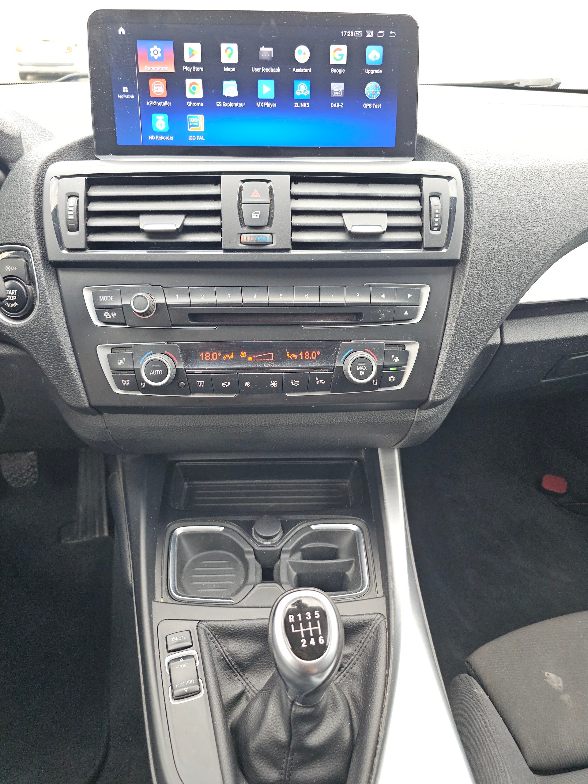 BMW 116i Sport Line-image-12