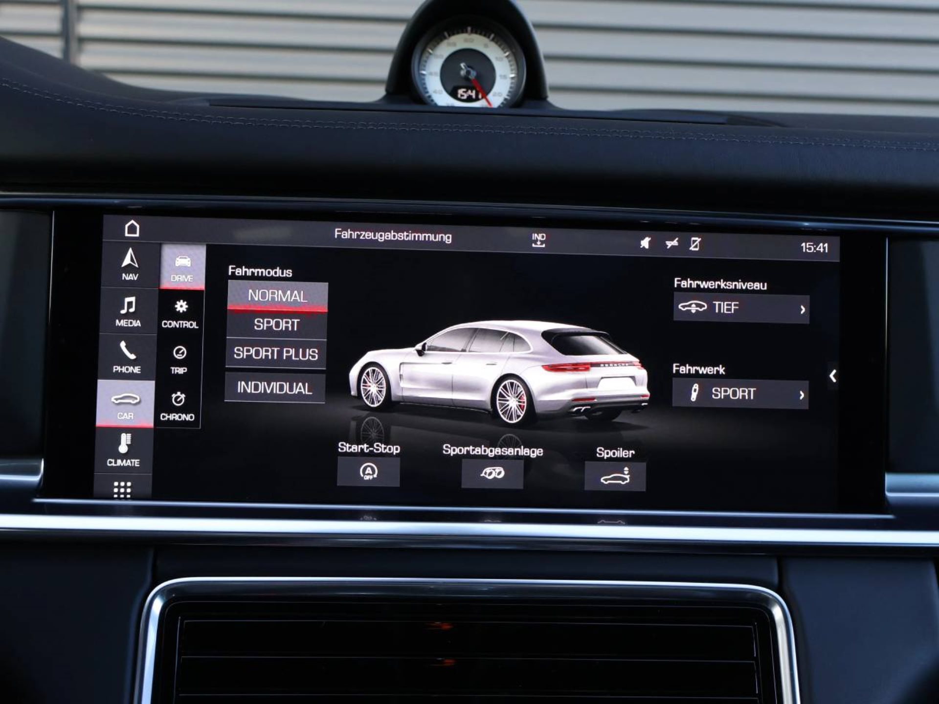 PORSCHE Panamera GTS Sport Turismo-image-20