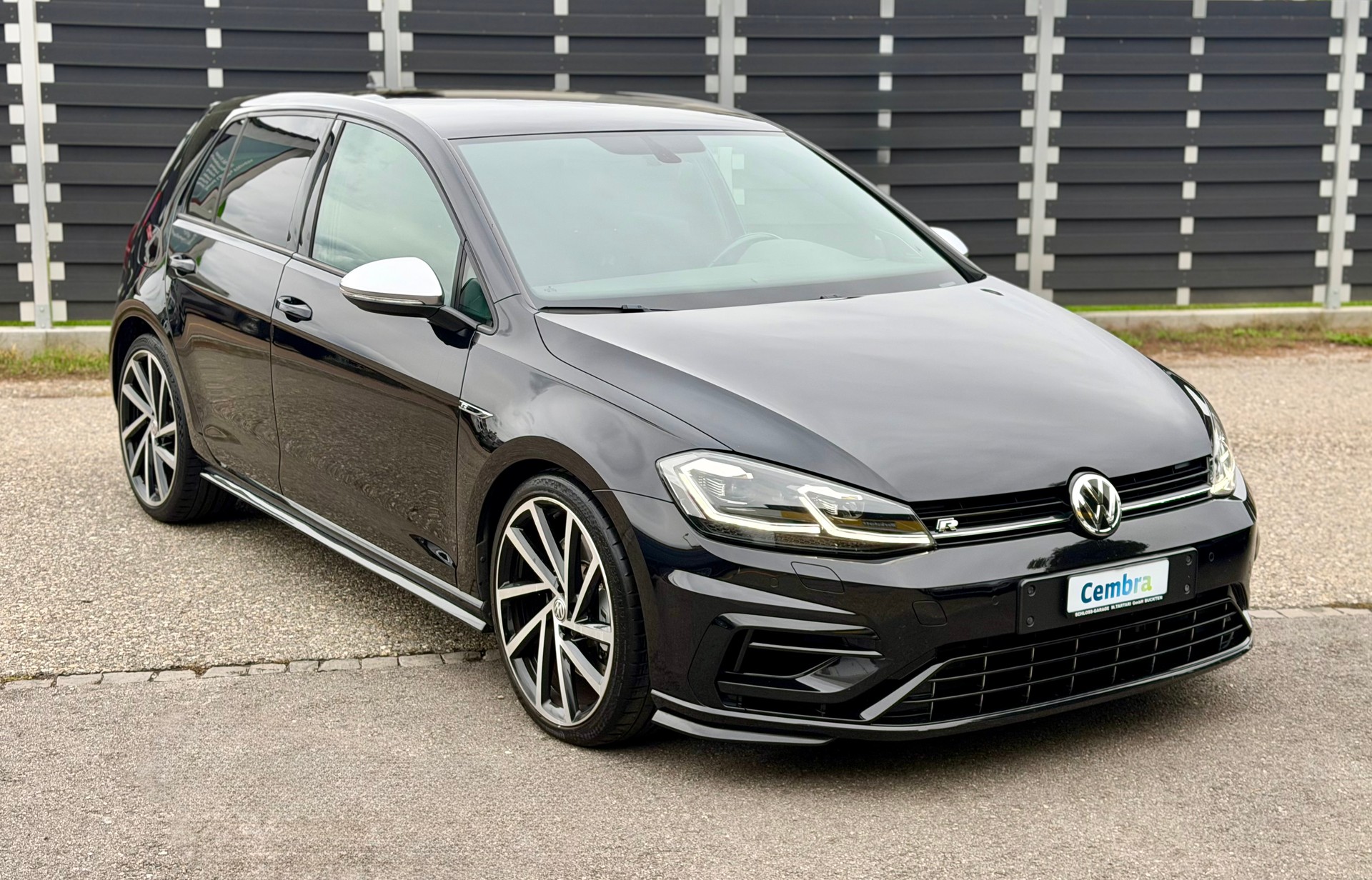 VW Golf 2.0 TSI R 4Motion DSG-image-0