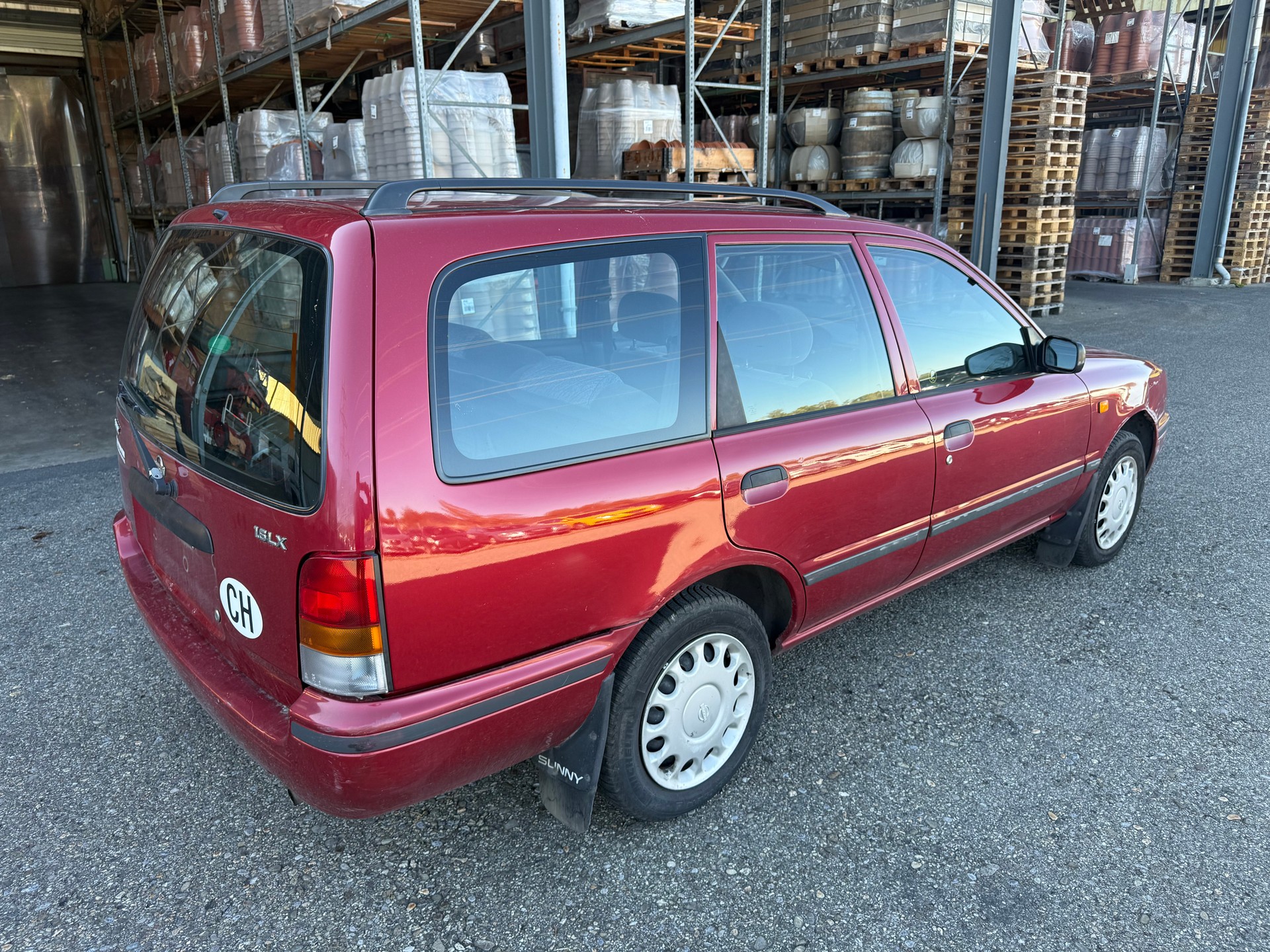 NISSAN Sunny 1.6 16V Plus Wagon-image-3
