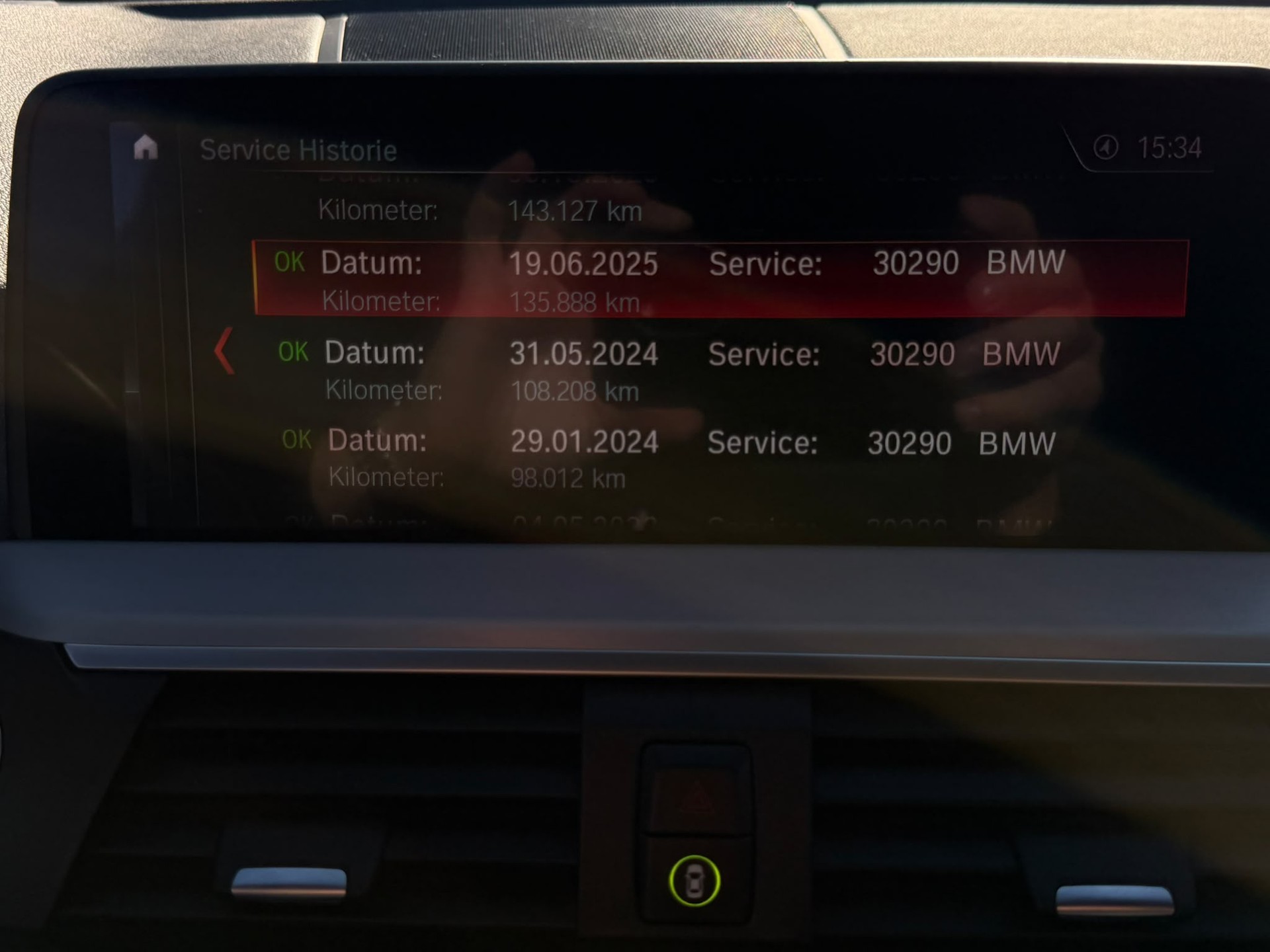 BMW X3 xDrive 20i Individual M Sport Steptronic-image-24
