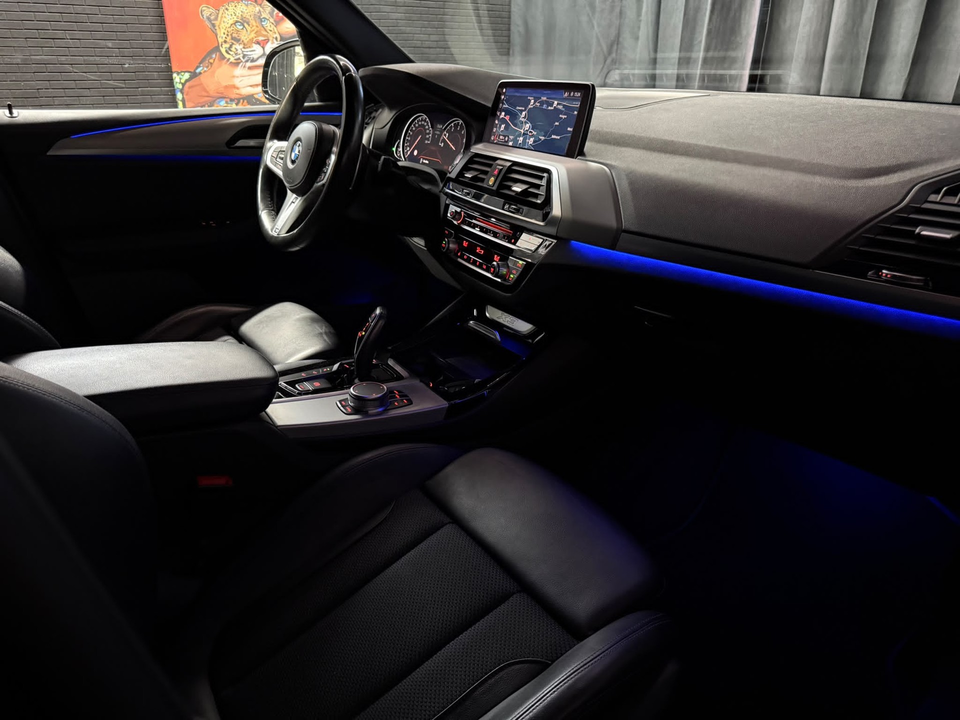 BMW X3 xDrive 20i Individual M Sport Steptronic-image-14