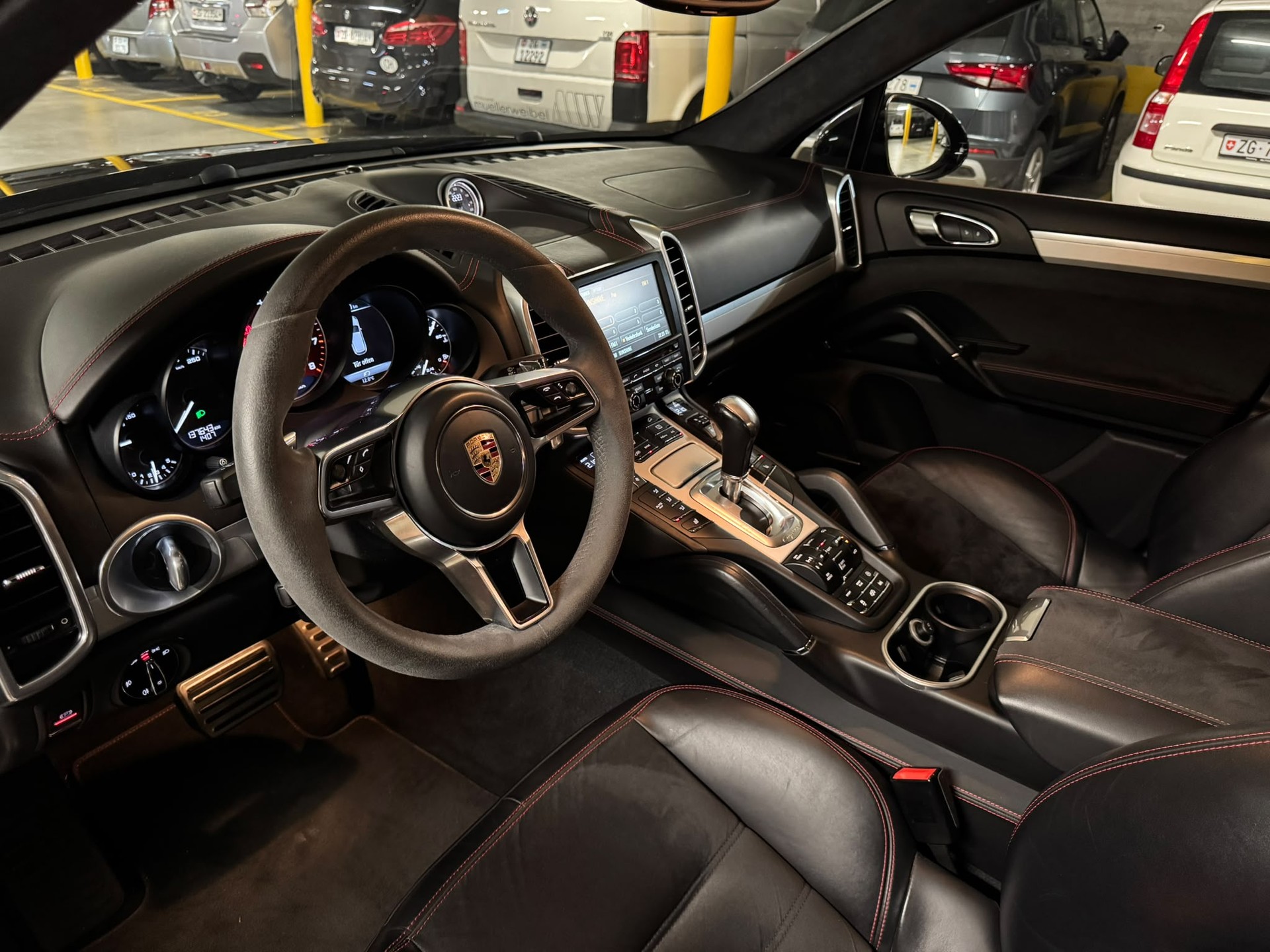 PORSCHE Cayenne GTS-image-8