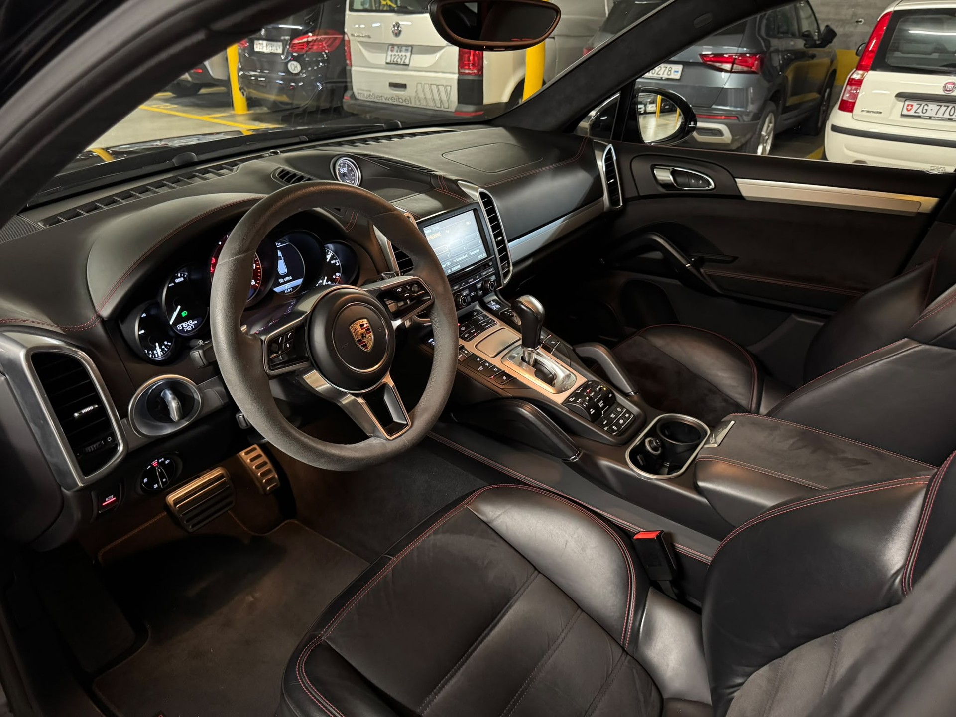 PORSCHE Cayenne GTS-image-6