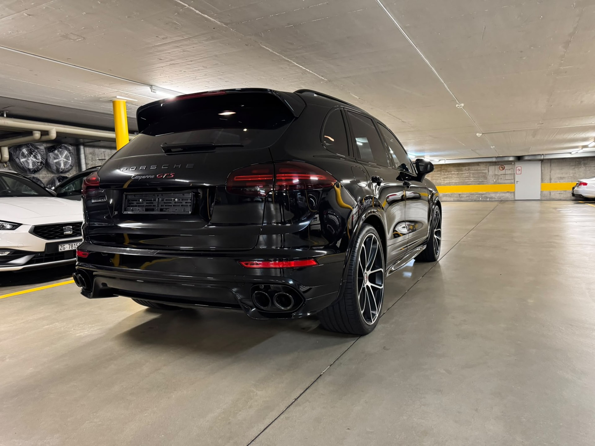 PORSCHE Cayenne GTS-image-3