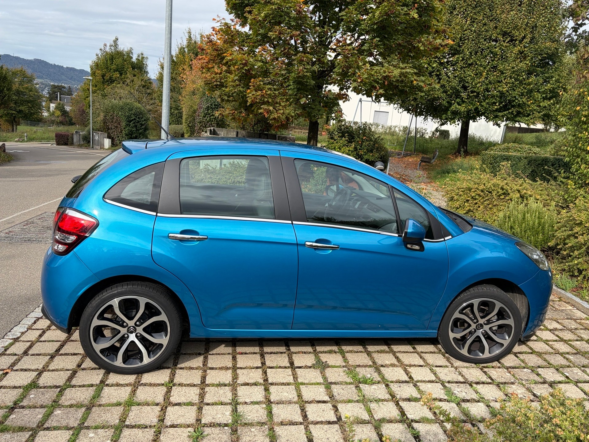 CITROEN 1.2i PureTech Sélection-image-0