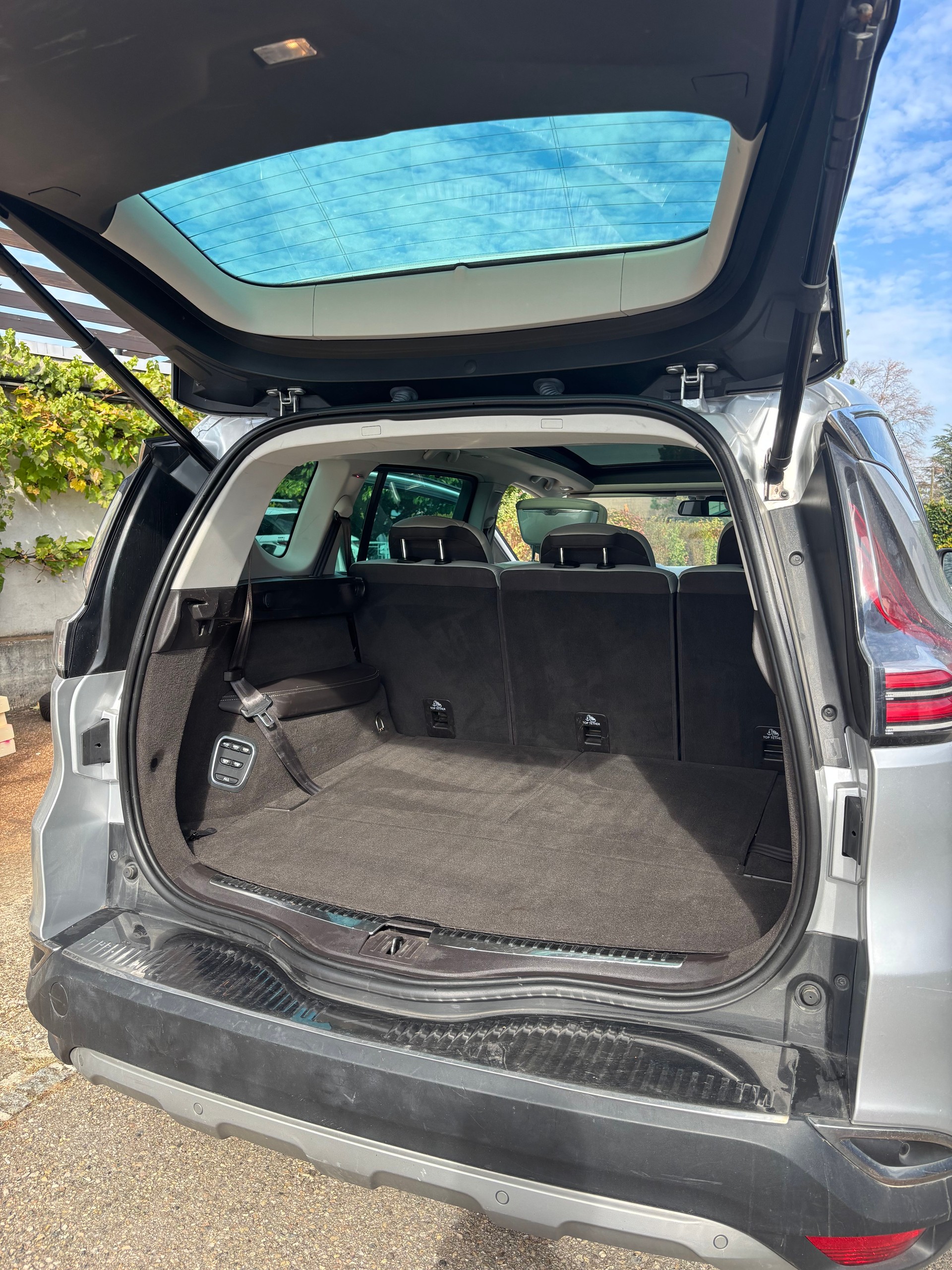 RENAULT 1.6 TCe Initiale EDC-image-9