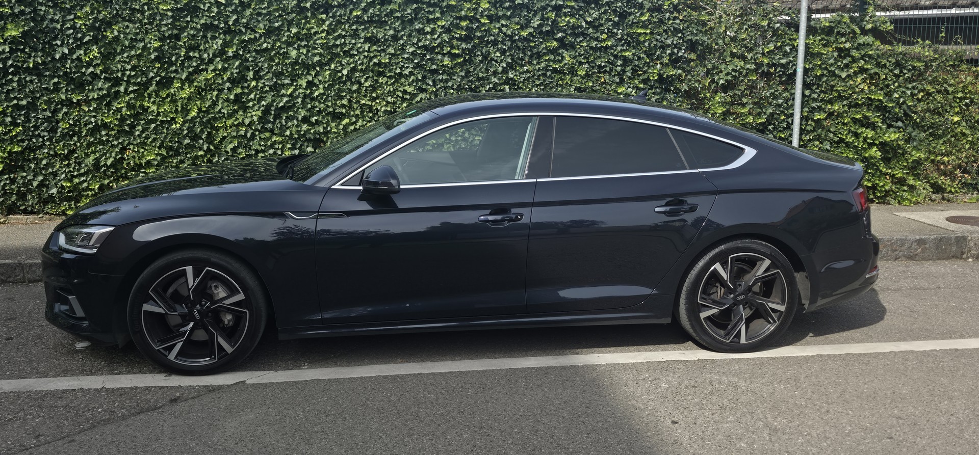 AUDI 2.0 TDI Sportback Sport quattro S-Tronic-image-1