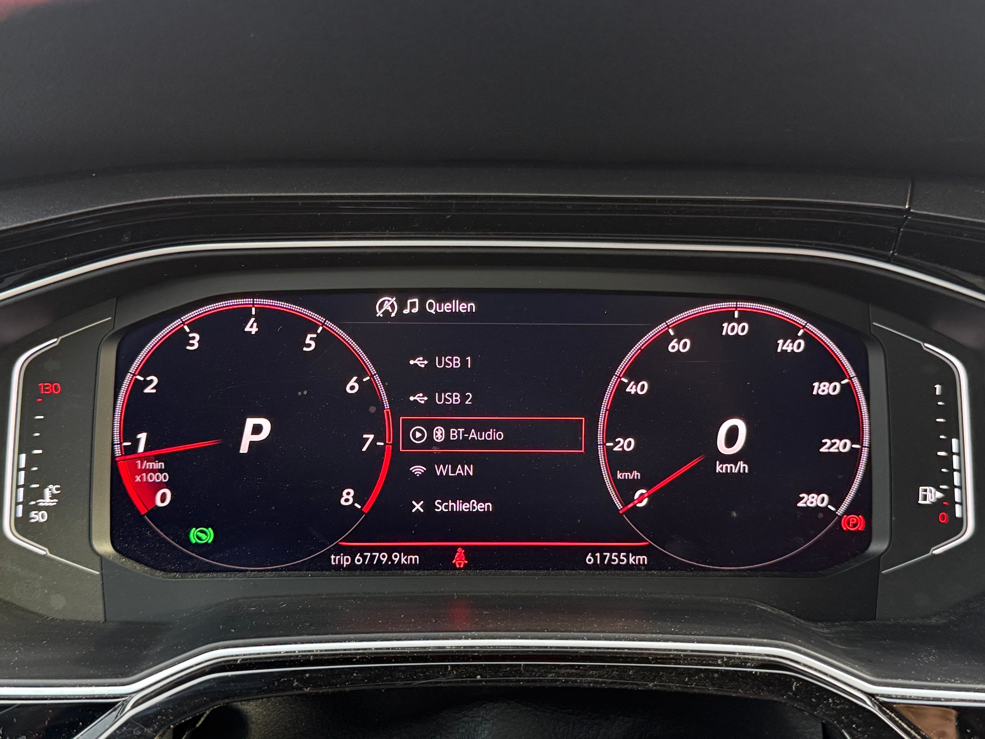 VW Polo 2.0 TSI GTI DSG-image-14