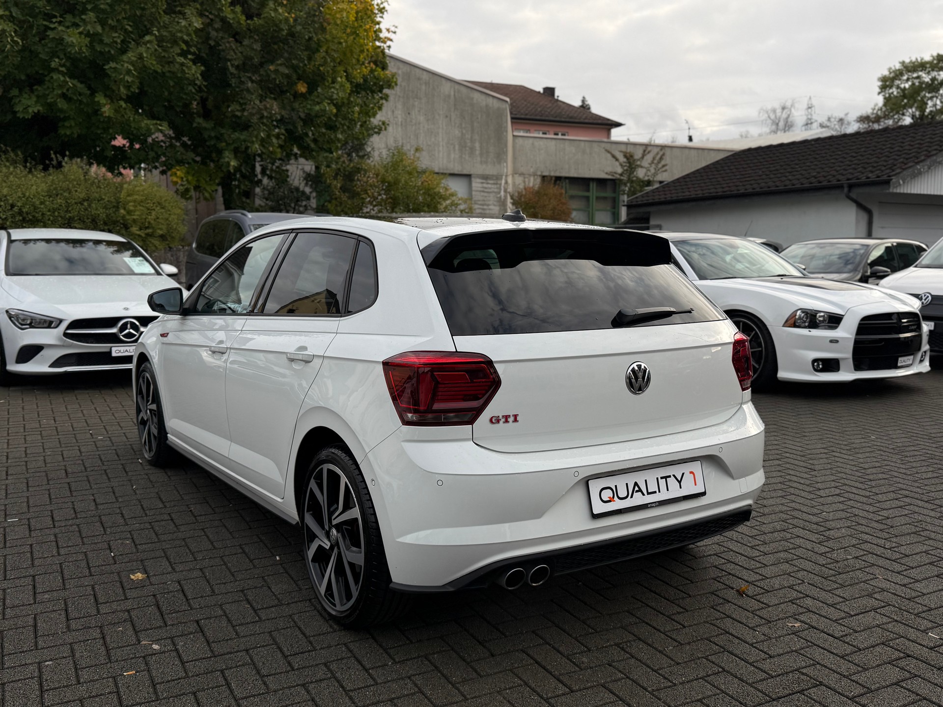 VW Polo 2.0 TSI GTI DSG-image-7