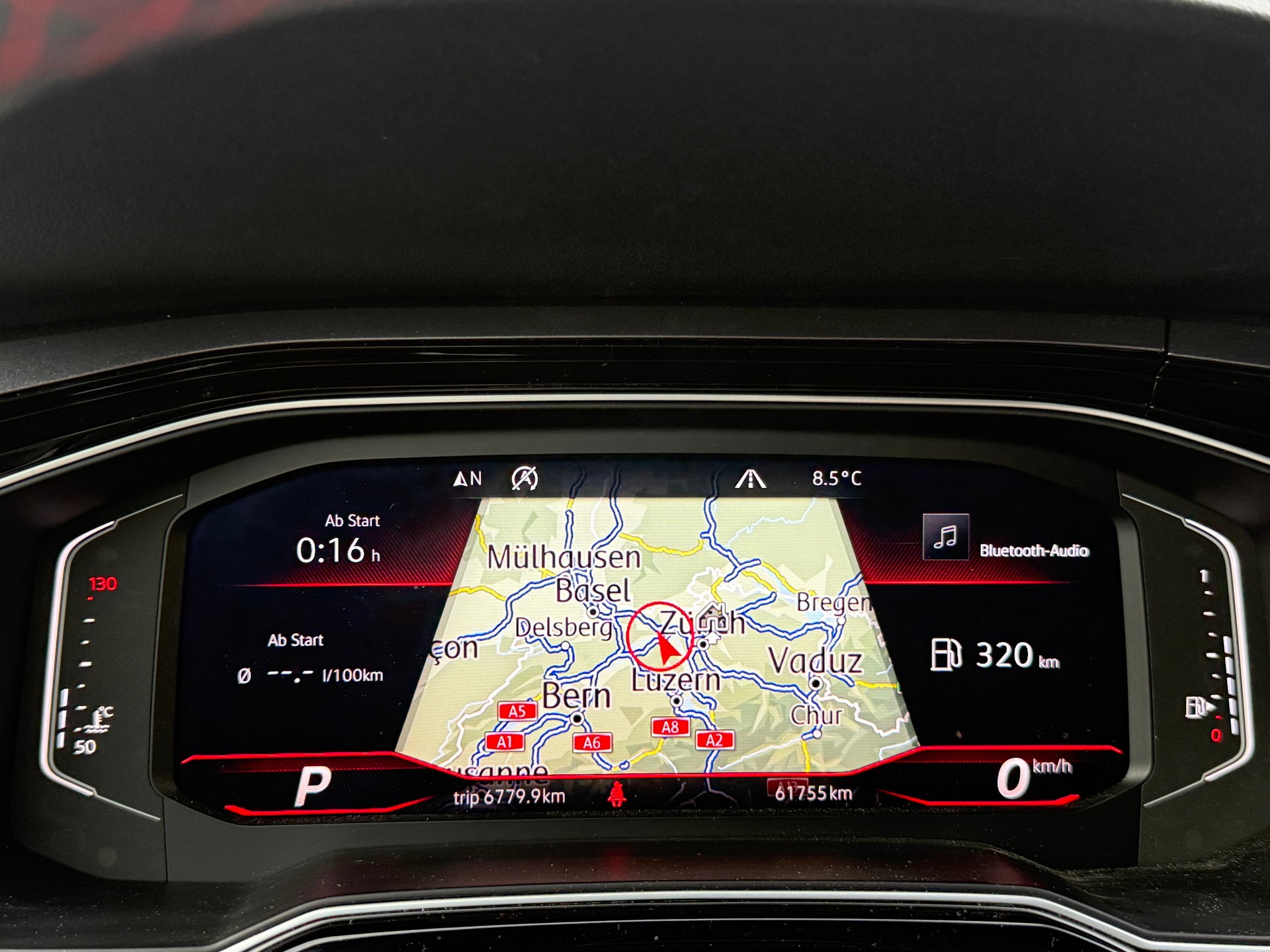 VW Polo 2.0 TSI GTI DSG-image-15
