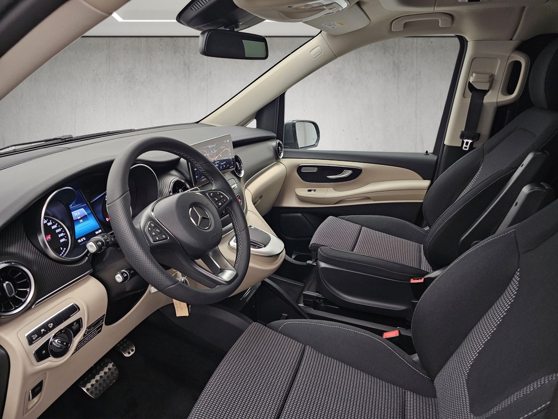 MERCEDES-BENZ Marco Polo 250 d 4M A-image-4
