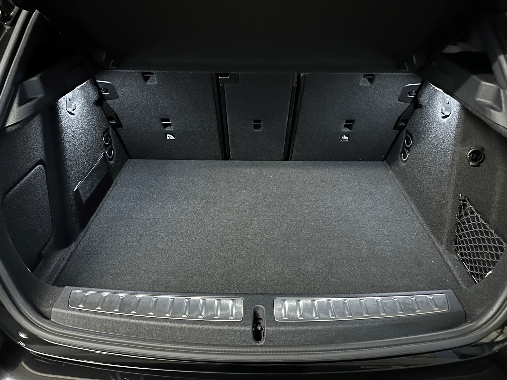 BMW M135i xDrive Steptronic-image-16