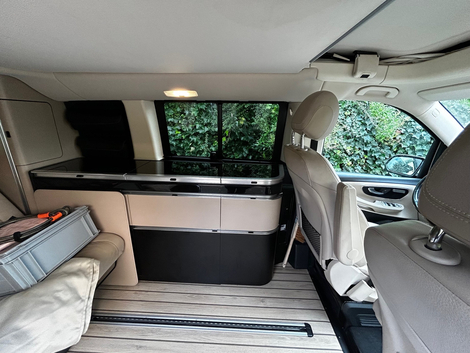 MERCEDES-BENZ Marco Polo 250 d 4M A-image-9