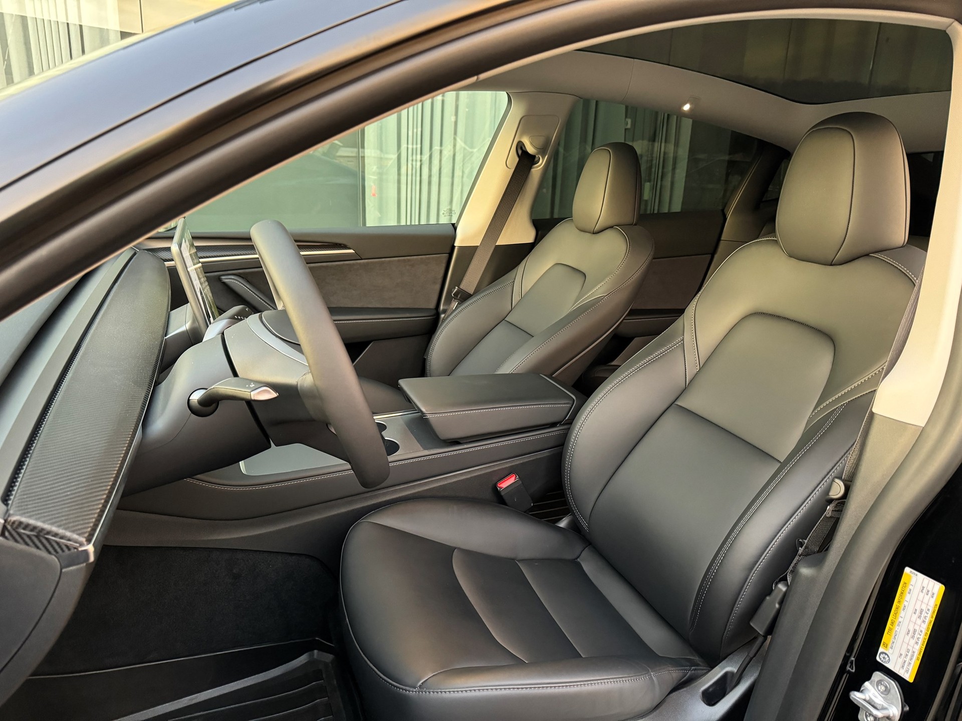 TESLA Model Y RWD-image-15