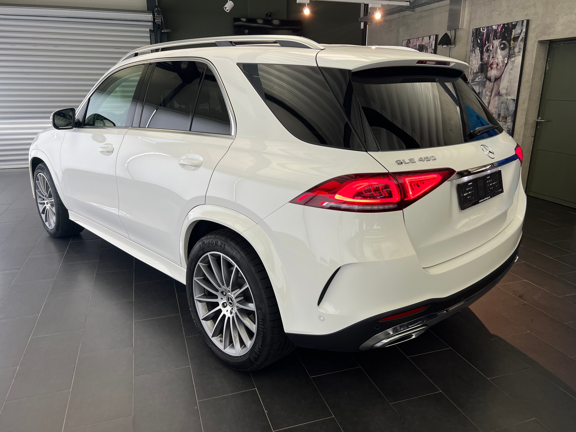 MERCEDES-BENZ GLE 450 4Matic AMG Line 9G-Tronic-image-17