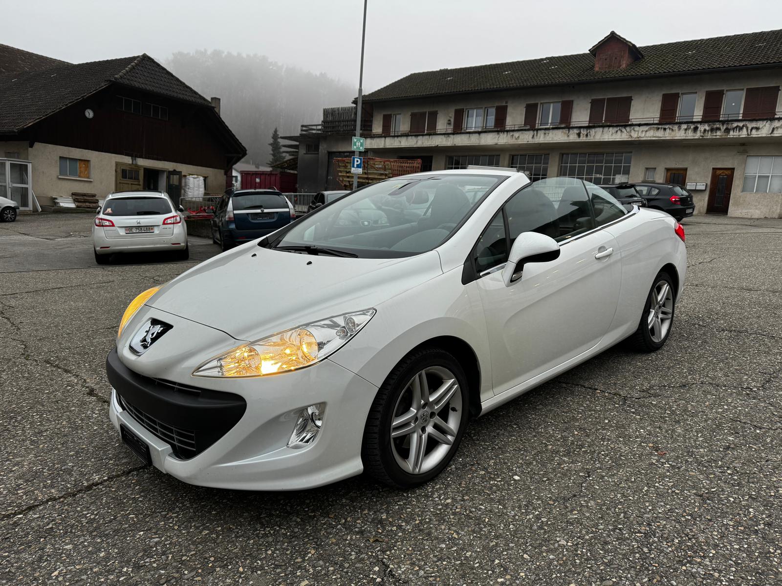PEUGEOT 308 CC 1.6 16V Turbo Sport Pack Automatic-image-2