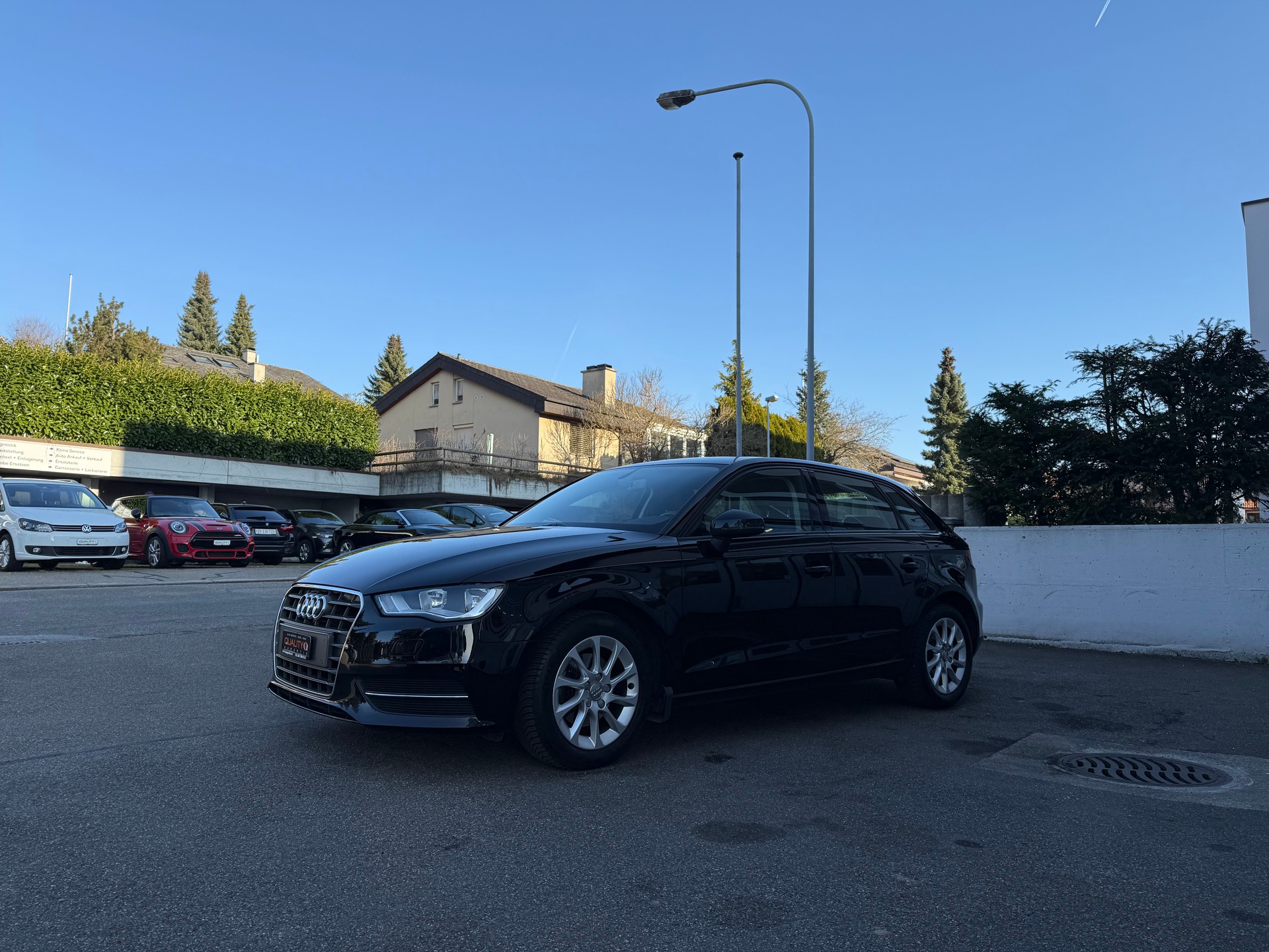 AUDI A3 S-Tronic-image-2