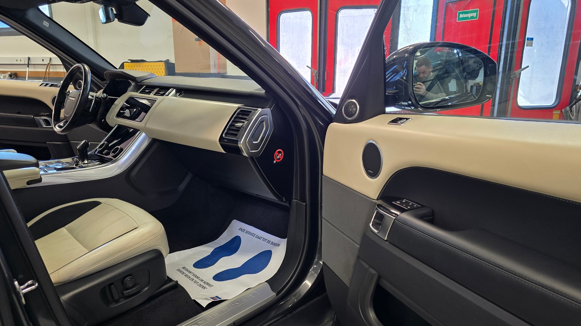 LAND ROVER Range Rover Sport 5.0 V8 S/C HSE Dynamic Automatic-image-23