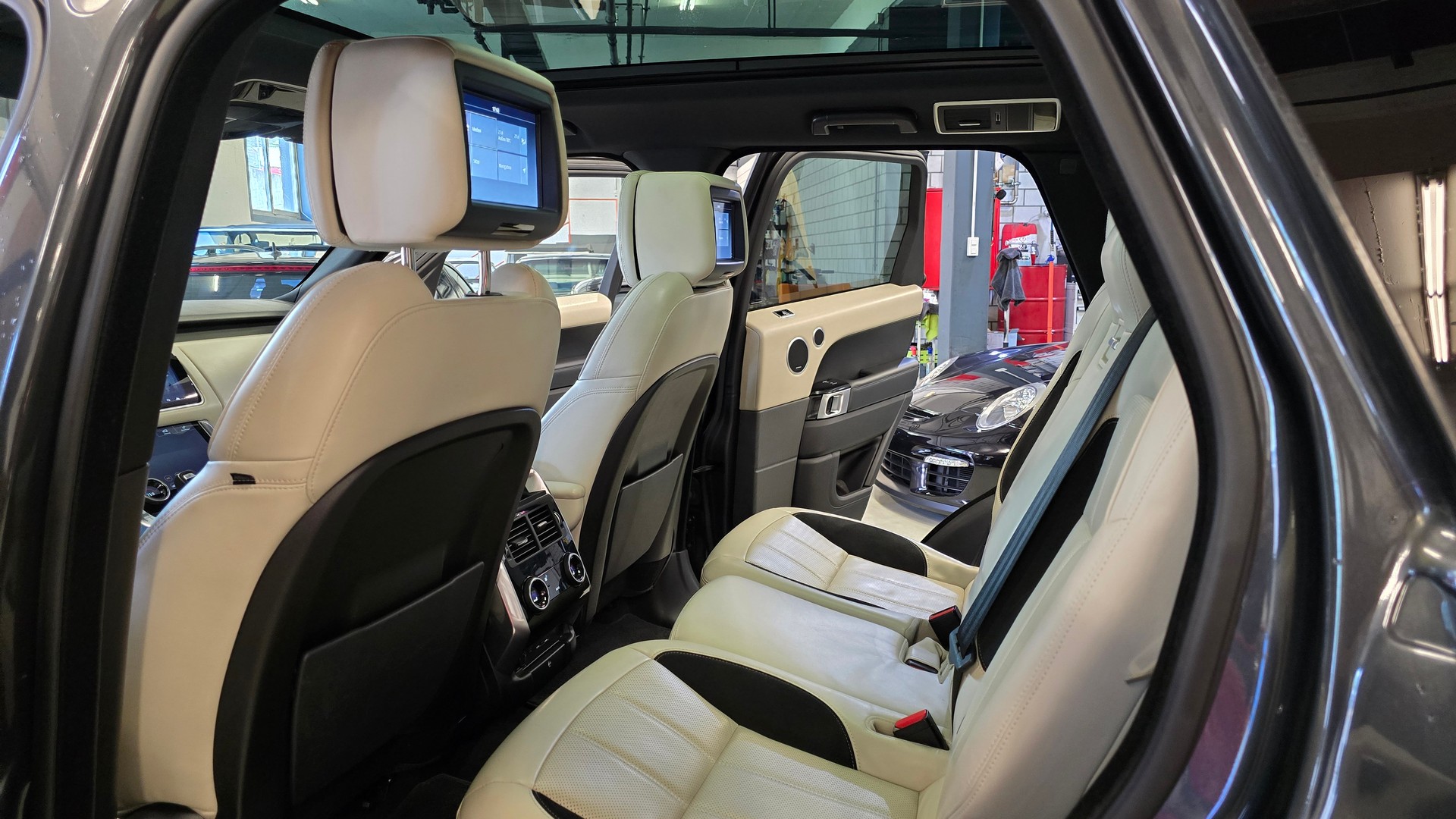 LAND ROVER Range Rover Sport 5.0 V8 S/C HSE Dynamic Automatic-image-27