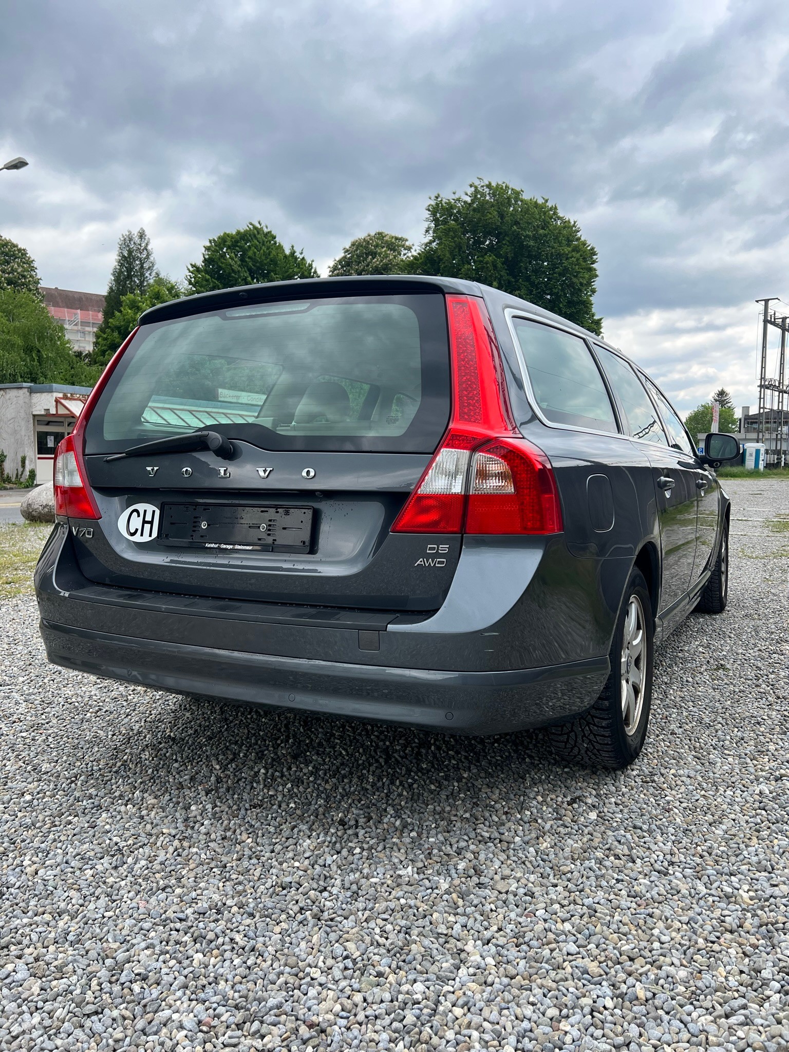 VOLVO V70 D5 AWD Summum Geartronic-image-4