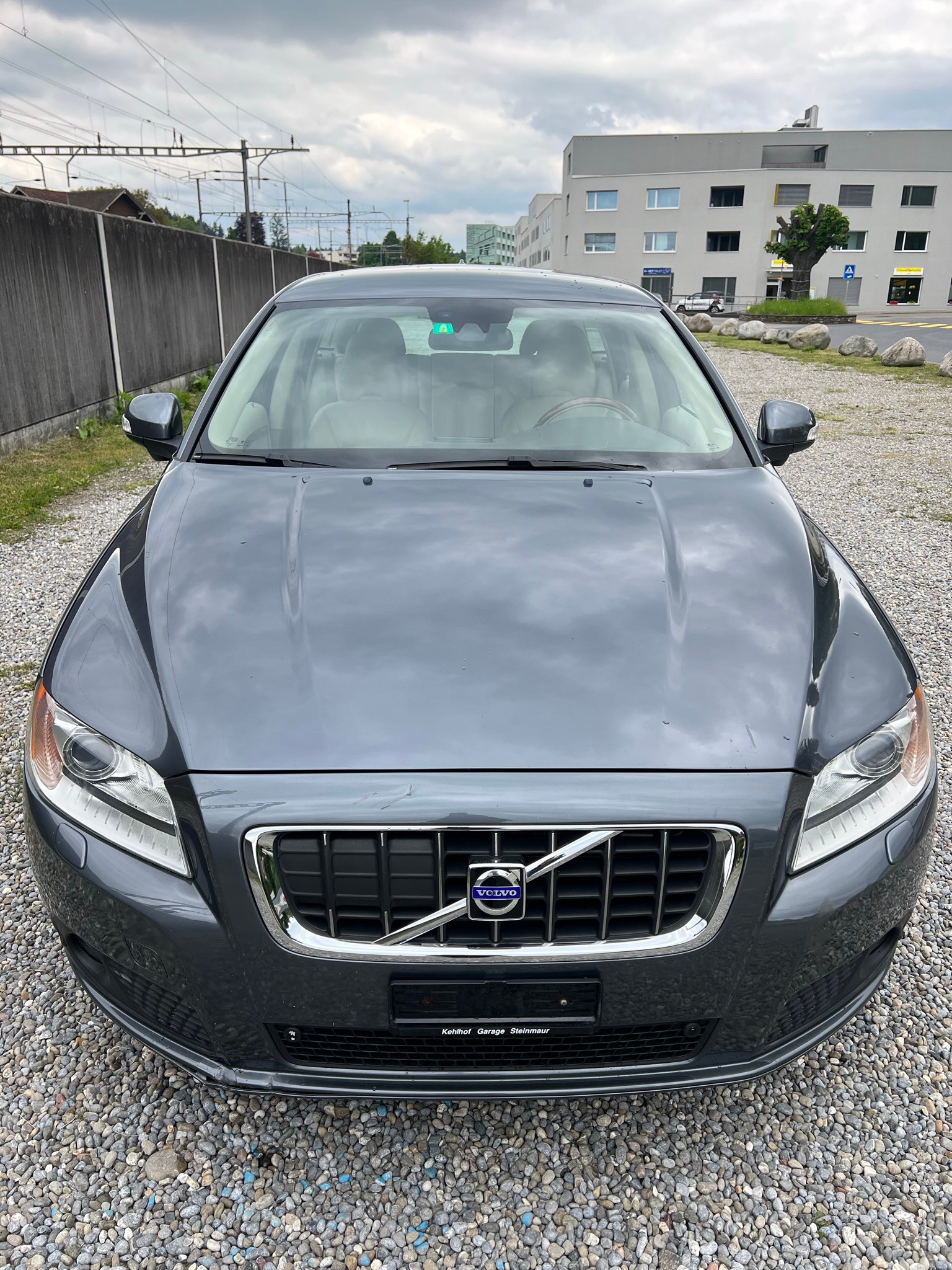 VOLVO V70 D5 AWD Summum Geartronic-image-1