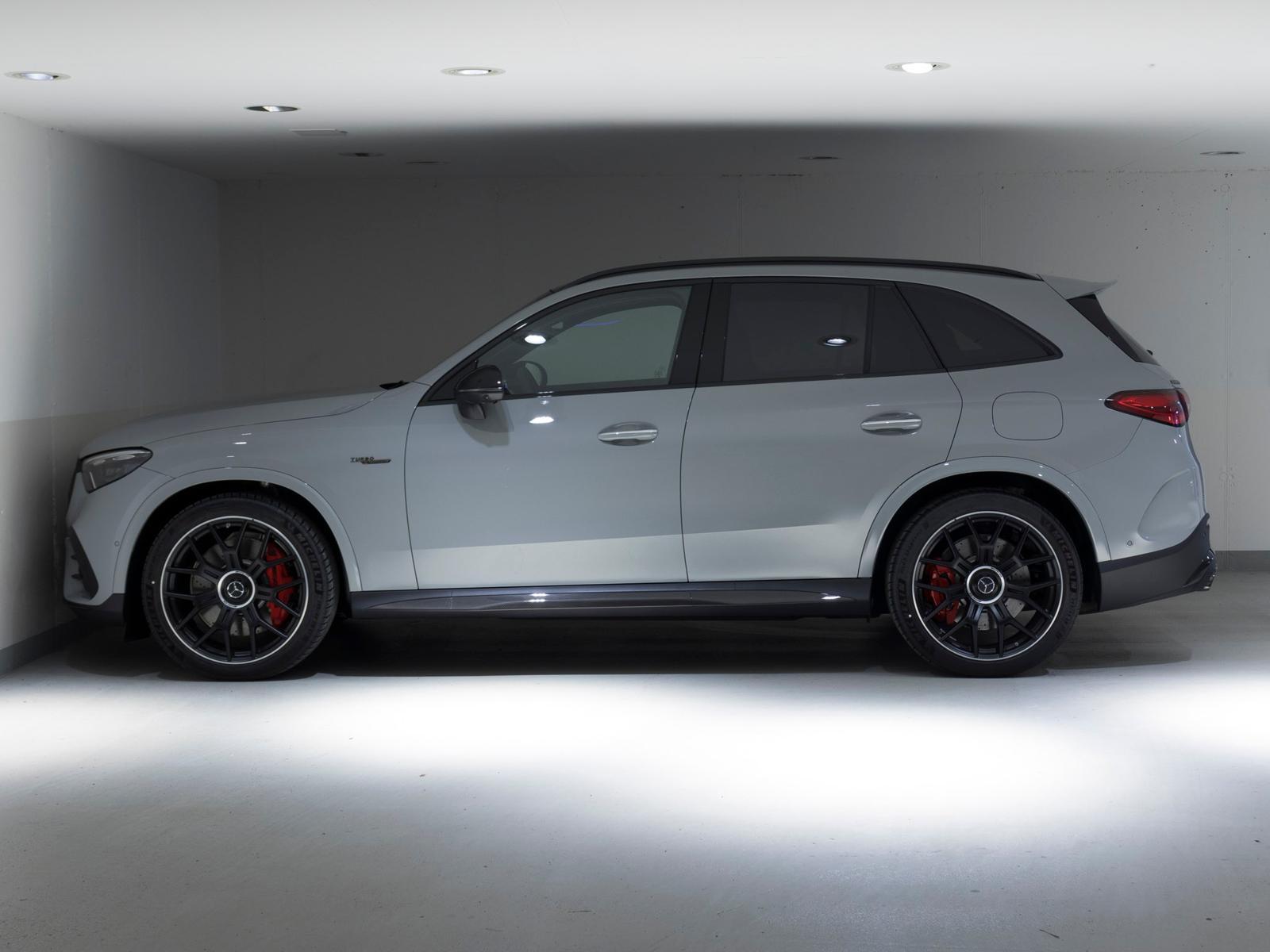 MERCEDES-BENZ GLC 63 AMG S E Performance "Executive Edition"-image-5