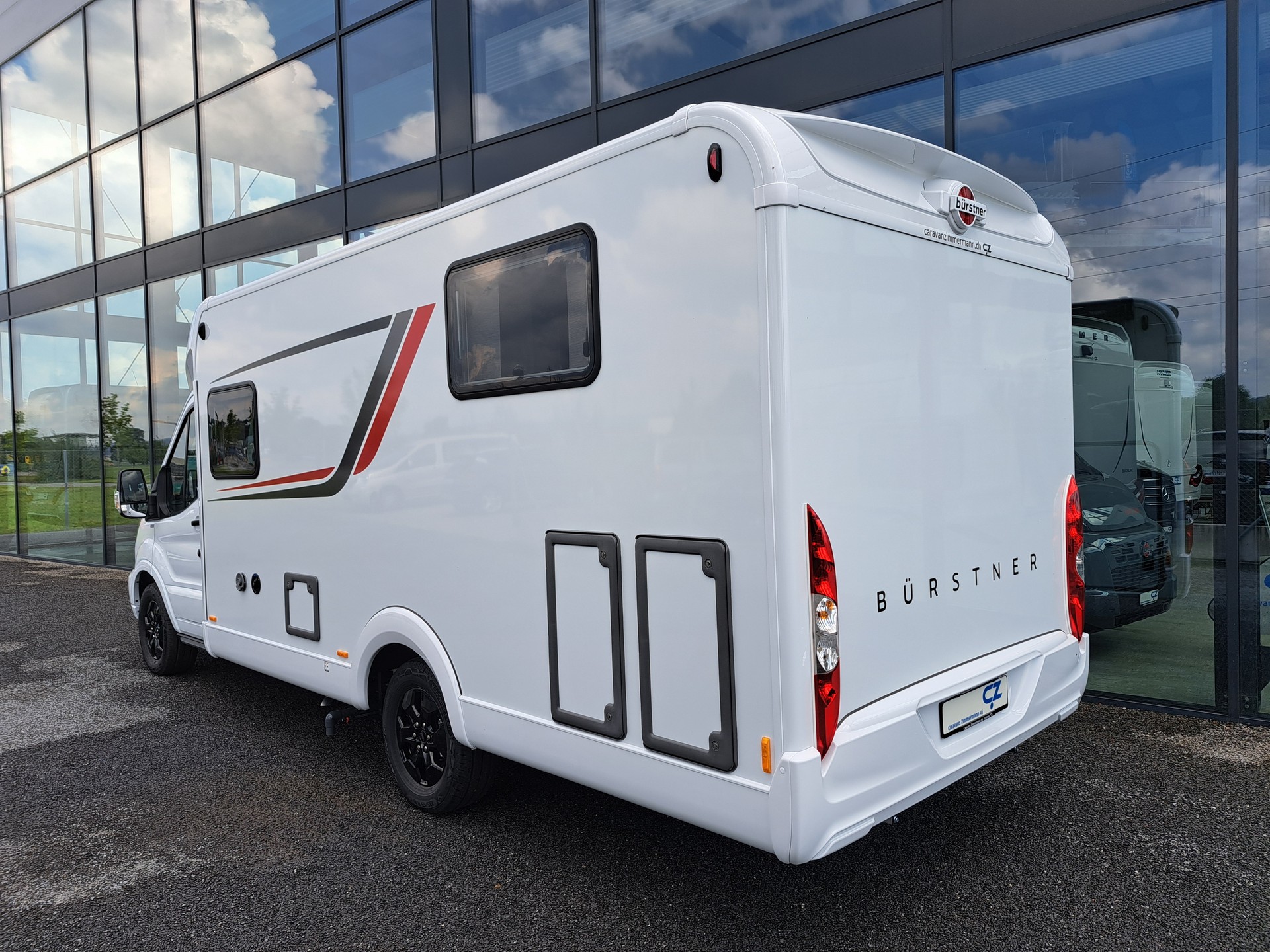 BÜRSTNER Lineo T 700-image-14