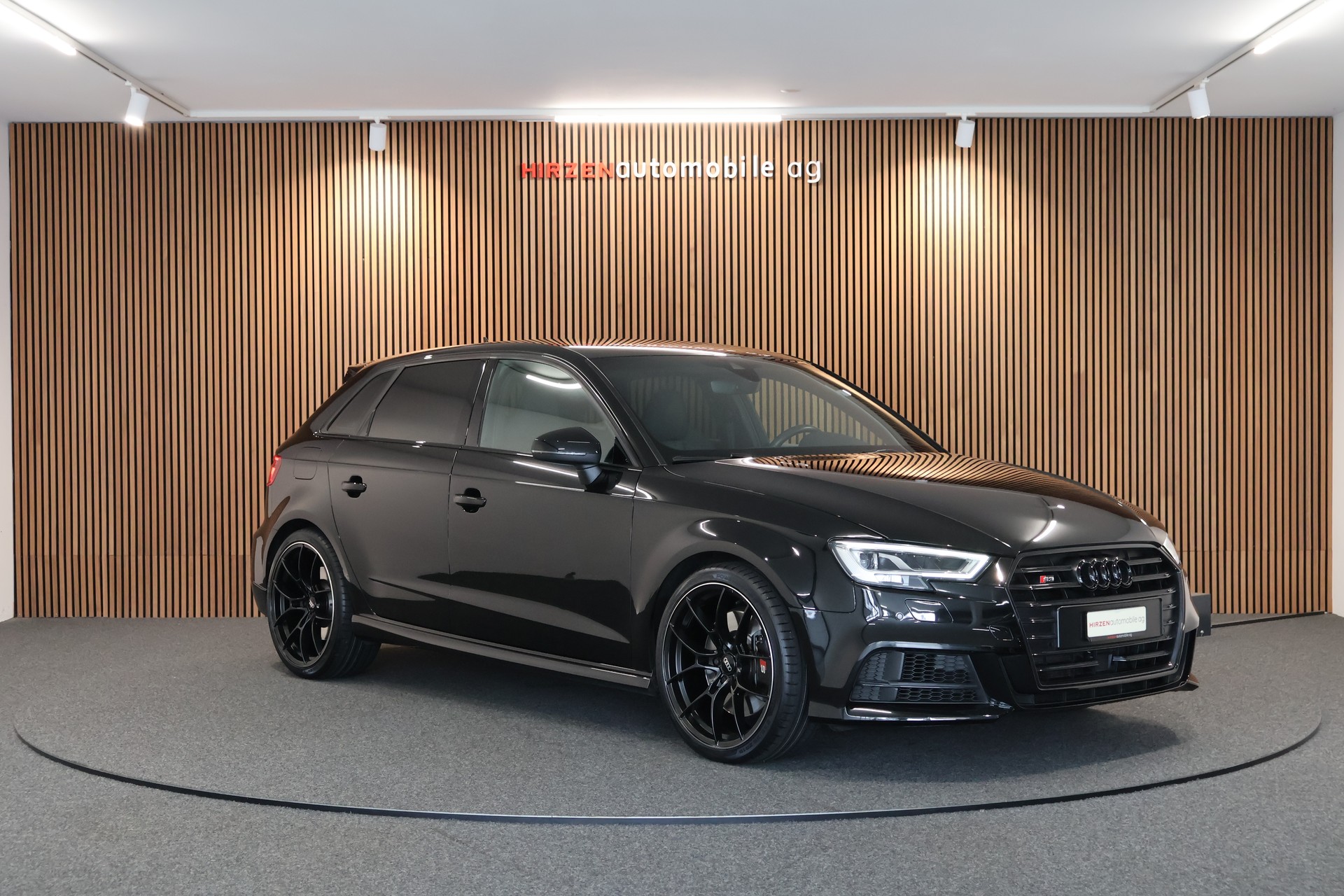 AUDI S3 Sportback 2.0 TFSI quattro S-tronic-image-6
