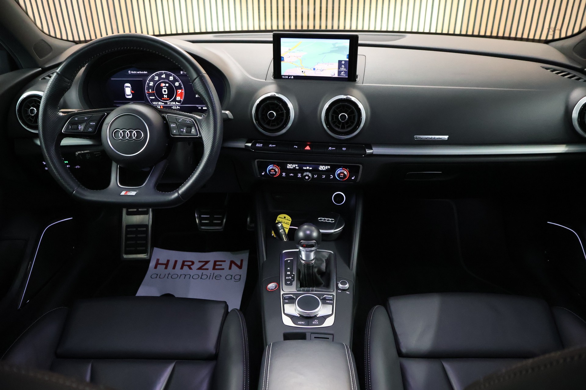 AUDI S3 Sportback 2.0 TFSI quattro S-tronic-image-15