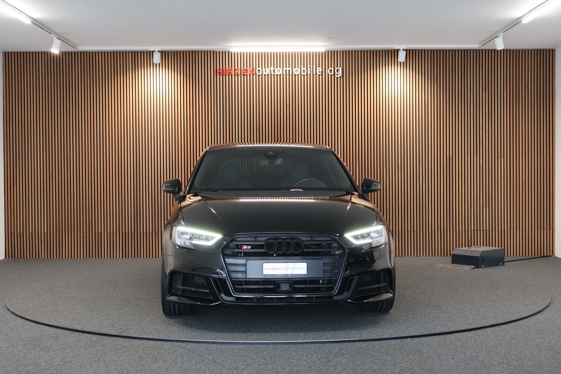 AUDI S3 Sportback 2.0 TFSI quattro S-tronic-image-7