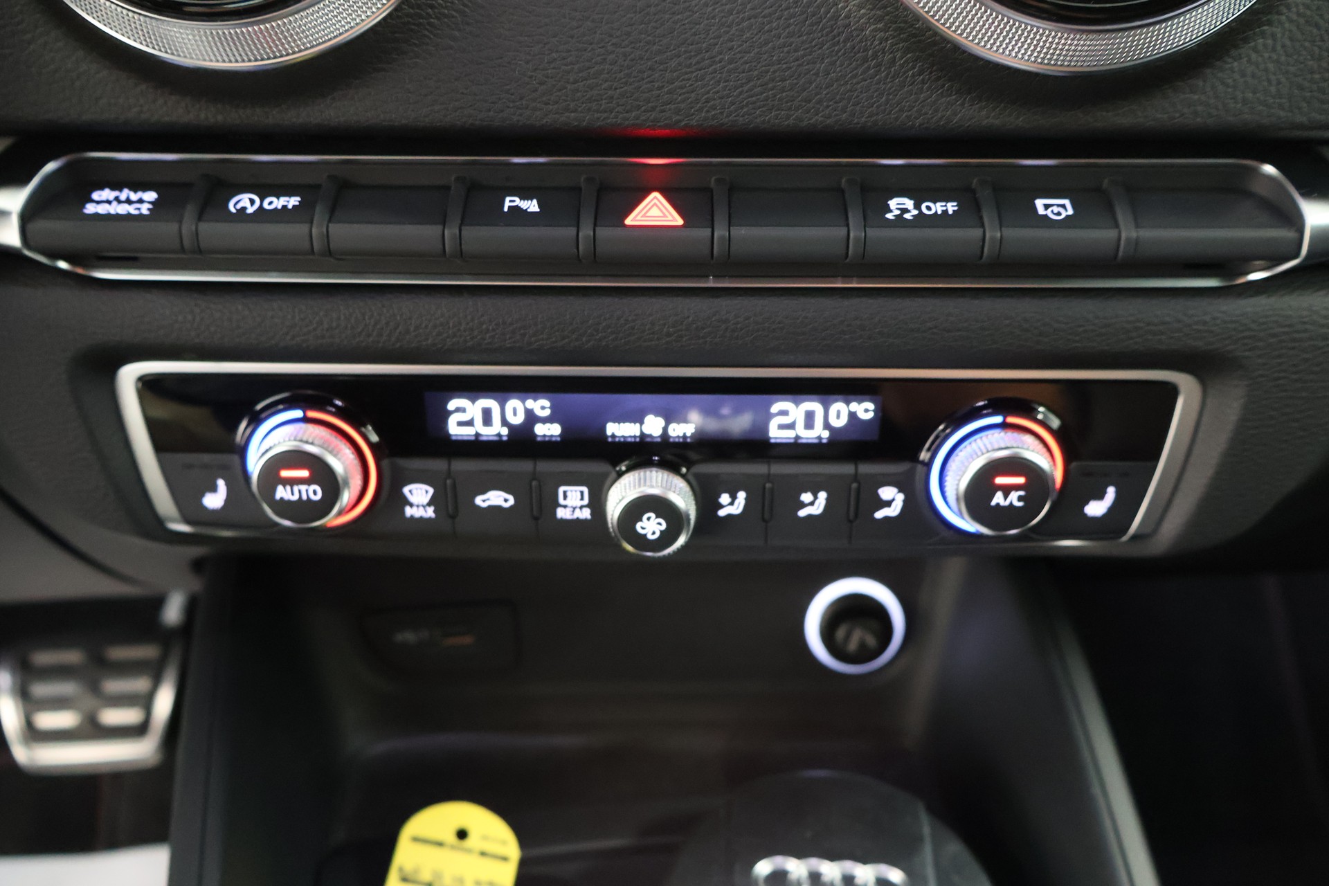 AUDI S3 Sportback 2.0 TFSI quattro S-tronic-image-18