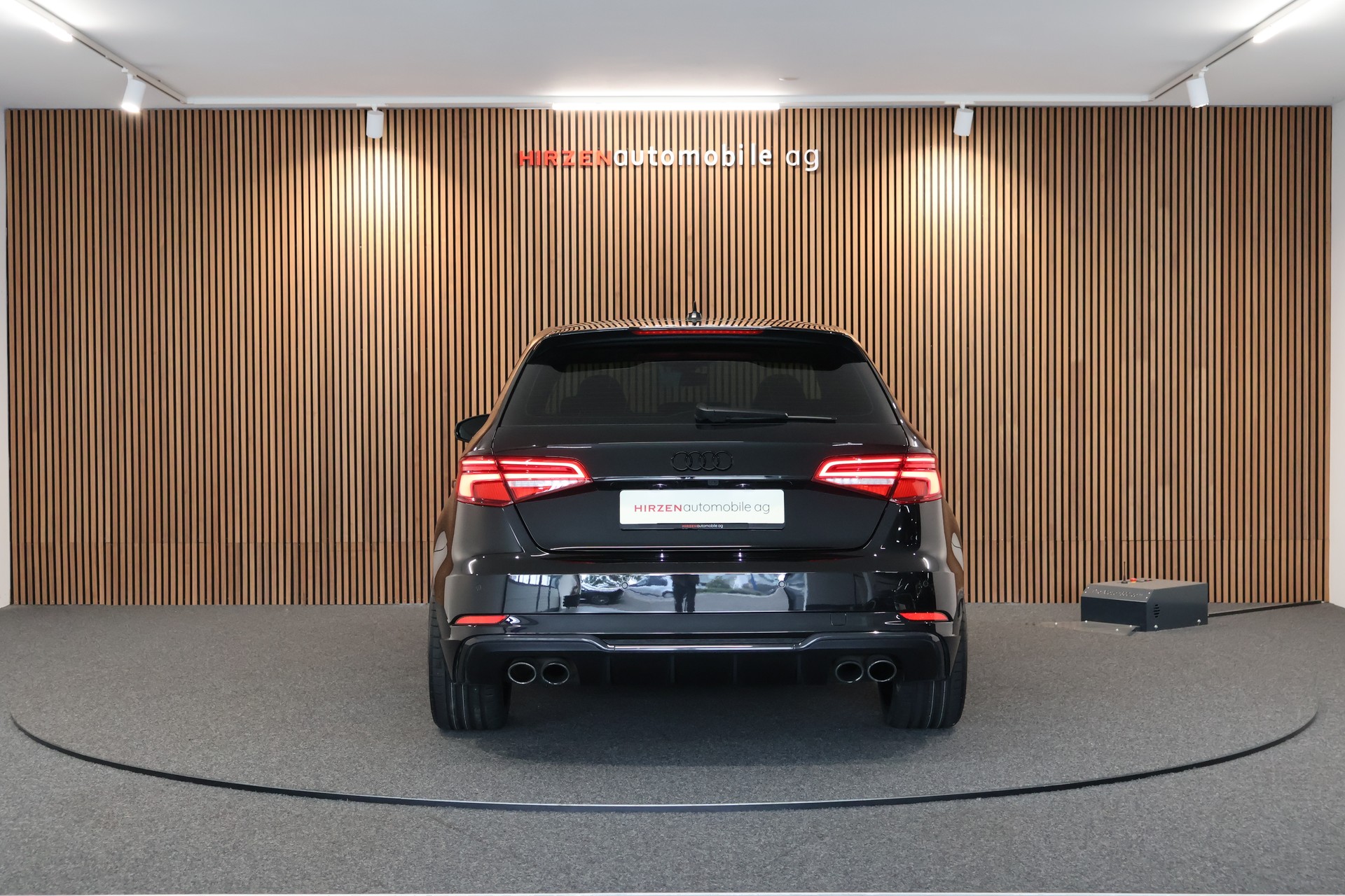 AUDI S3 Sportback 2.0 TFSI quattro S-tronic-image-3