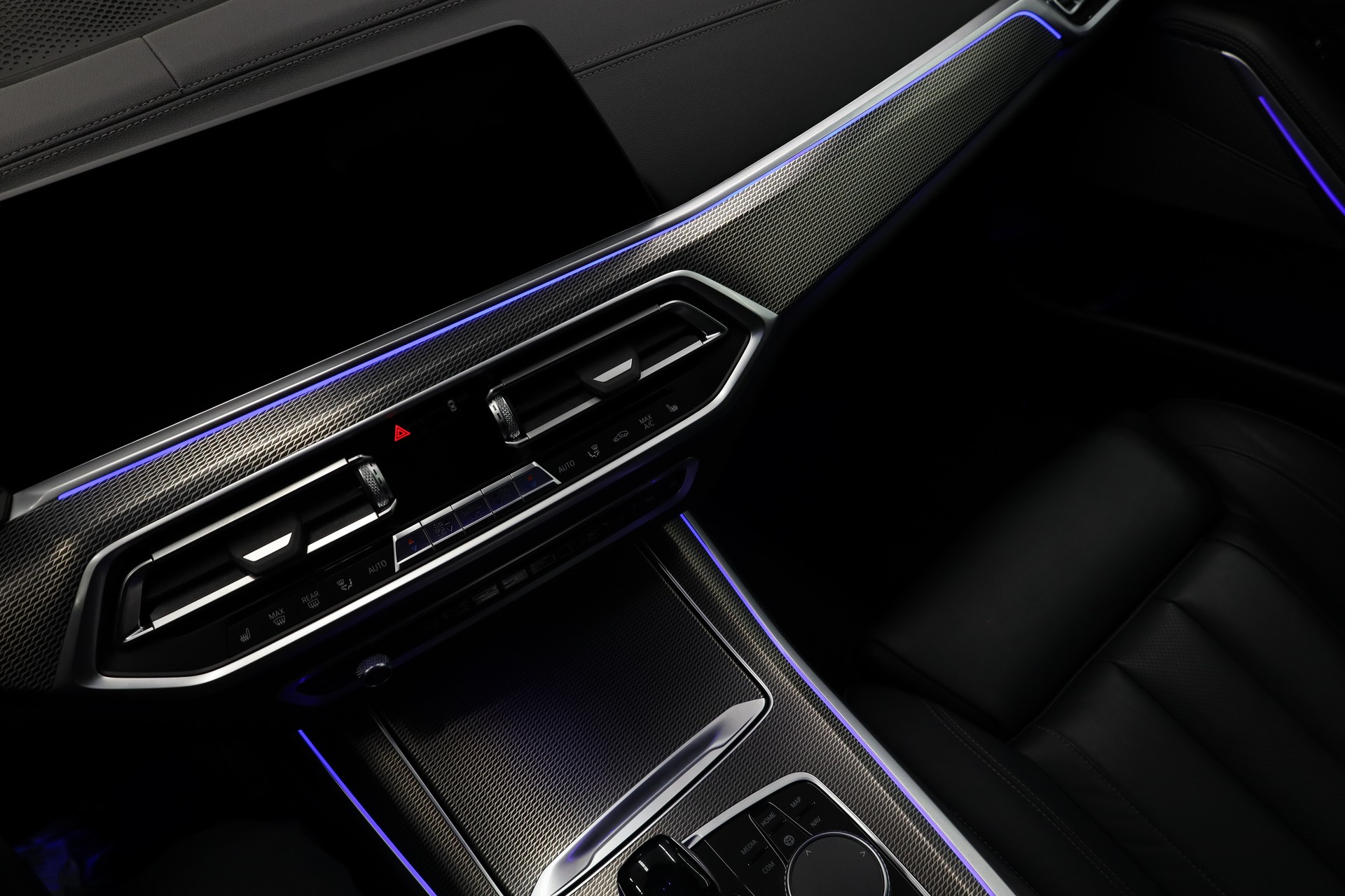BMW X5 40d M-Sport xDrive SAG-image-19