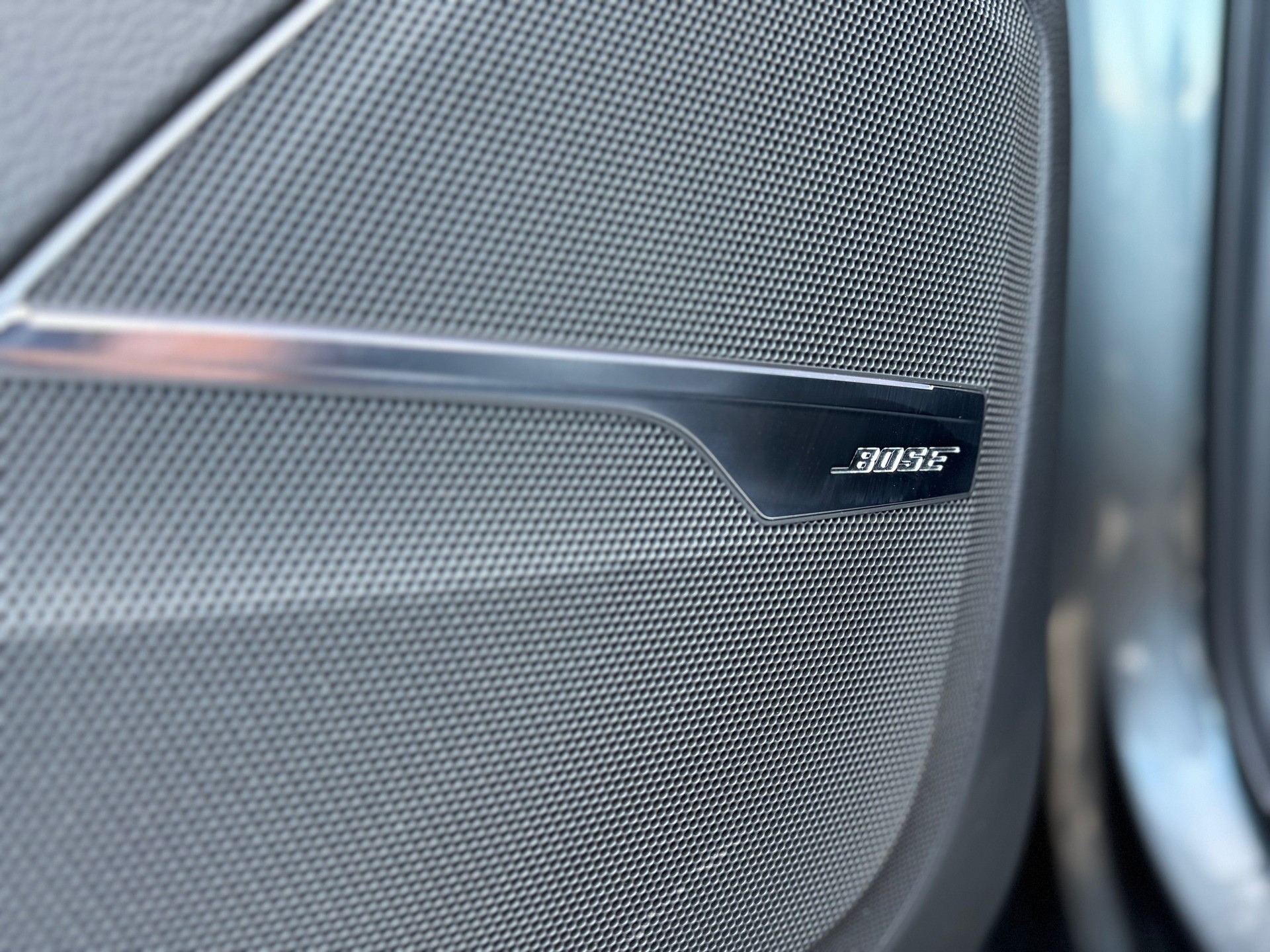 AUDI SQ7 4.0 V8 TDI Sport quattro tiptronic 7-Sitzer-image-15