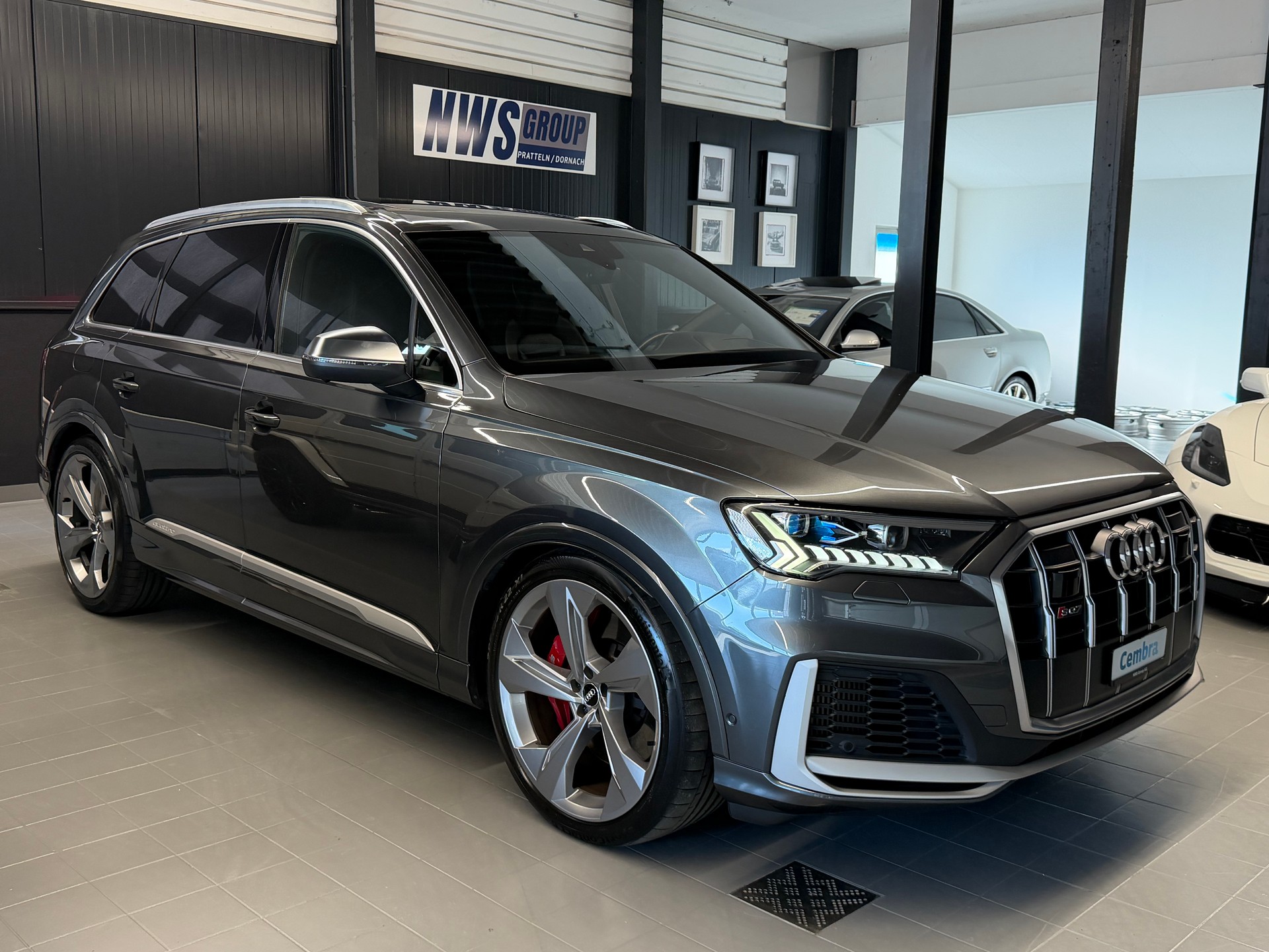 AUDI SQ7 4.0 V8 TDI Sport quattro tiptronic 7-Sitzer-showroom-element-1