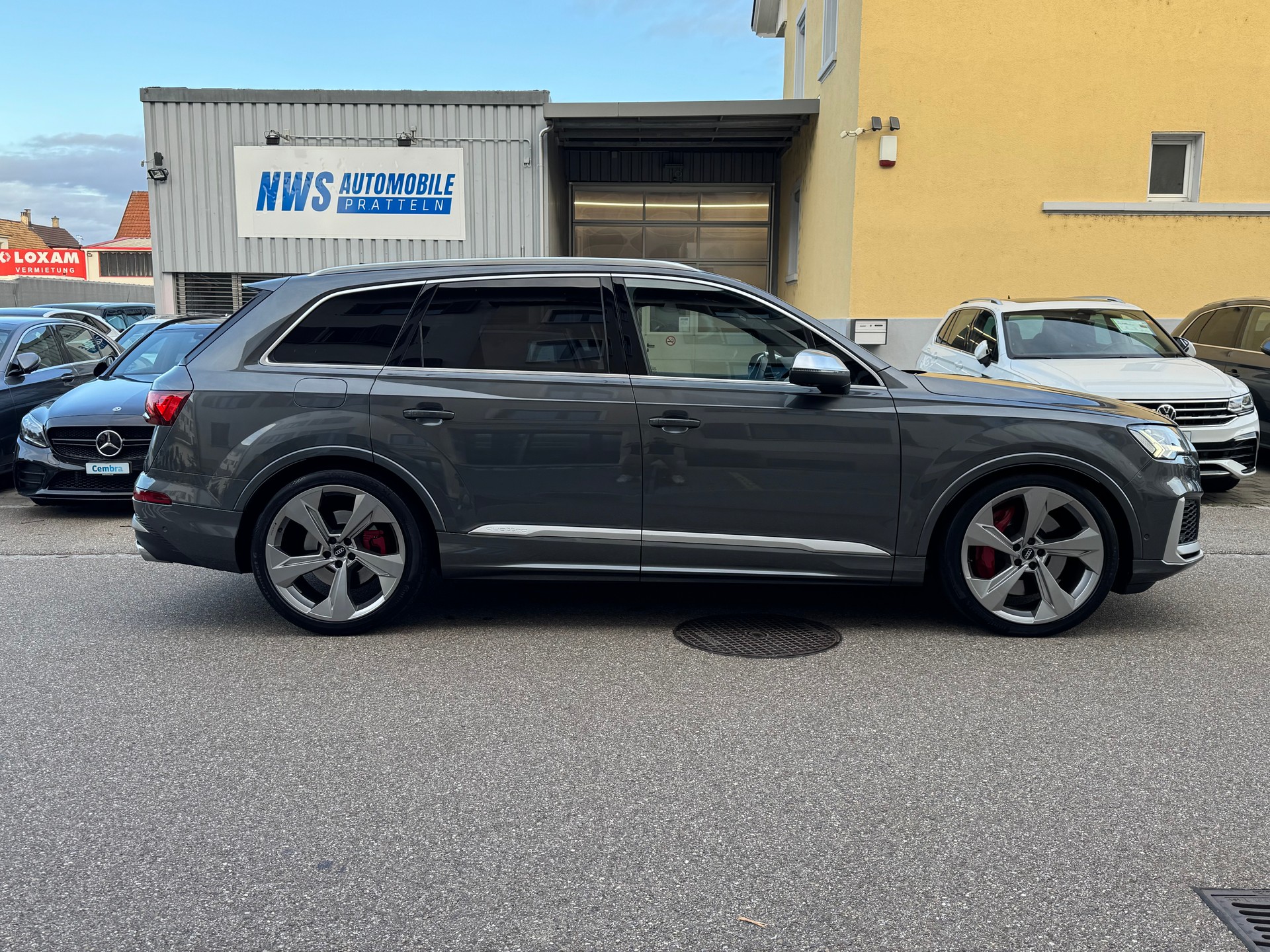 AUDI SQ7 4.0 V8 TDI Sport quattro tiptronic 7-Sitzer-showroom-element-2